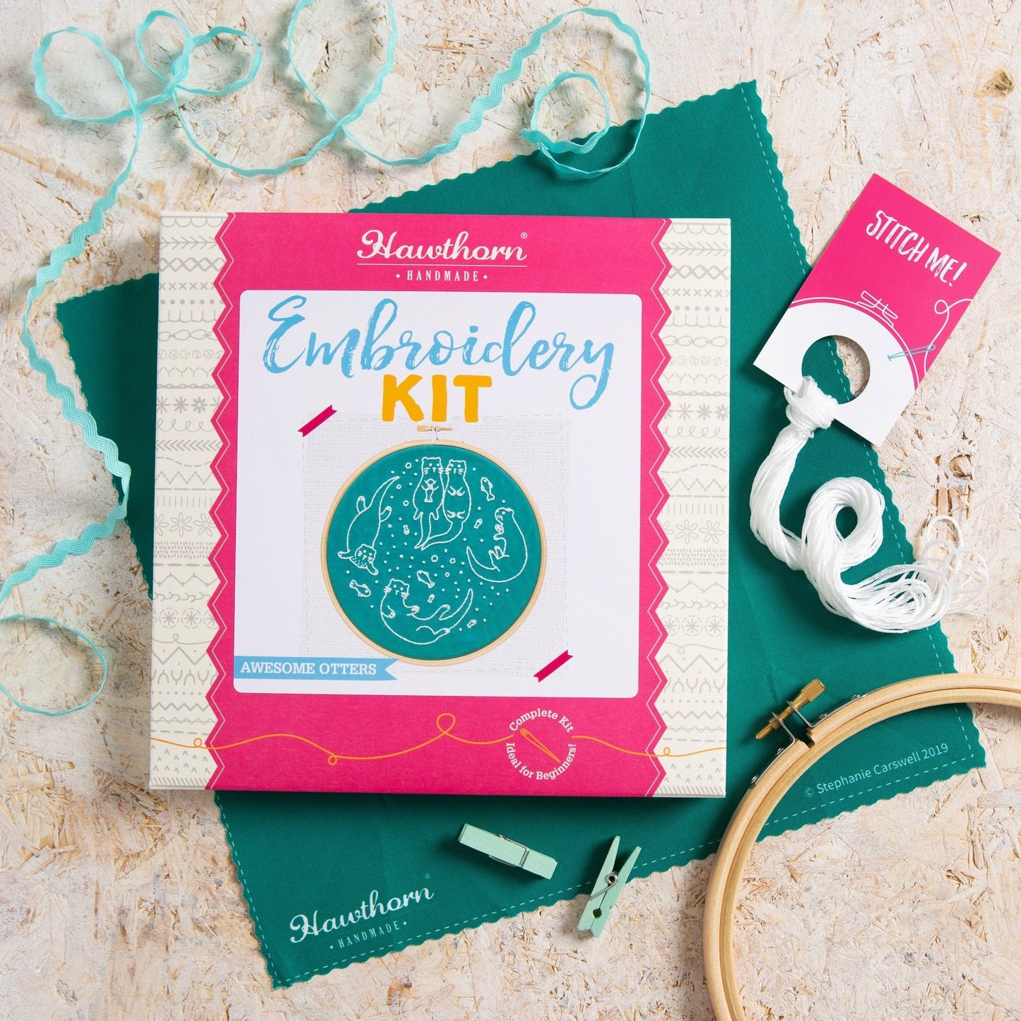 'Awesome Otters' Animal Embroidery Kit for Beginners