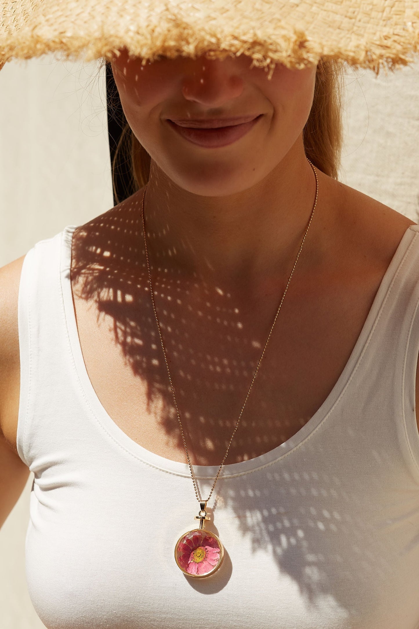 Louche Bani Daisy Inlay Pendant Necklace - Pink