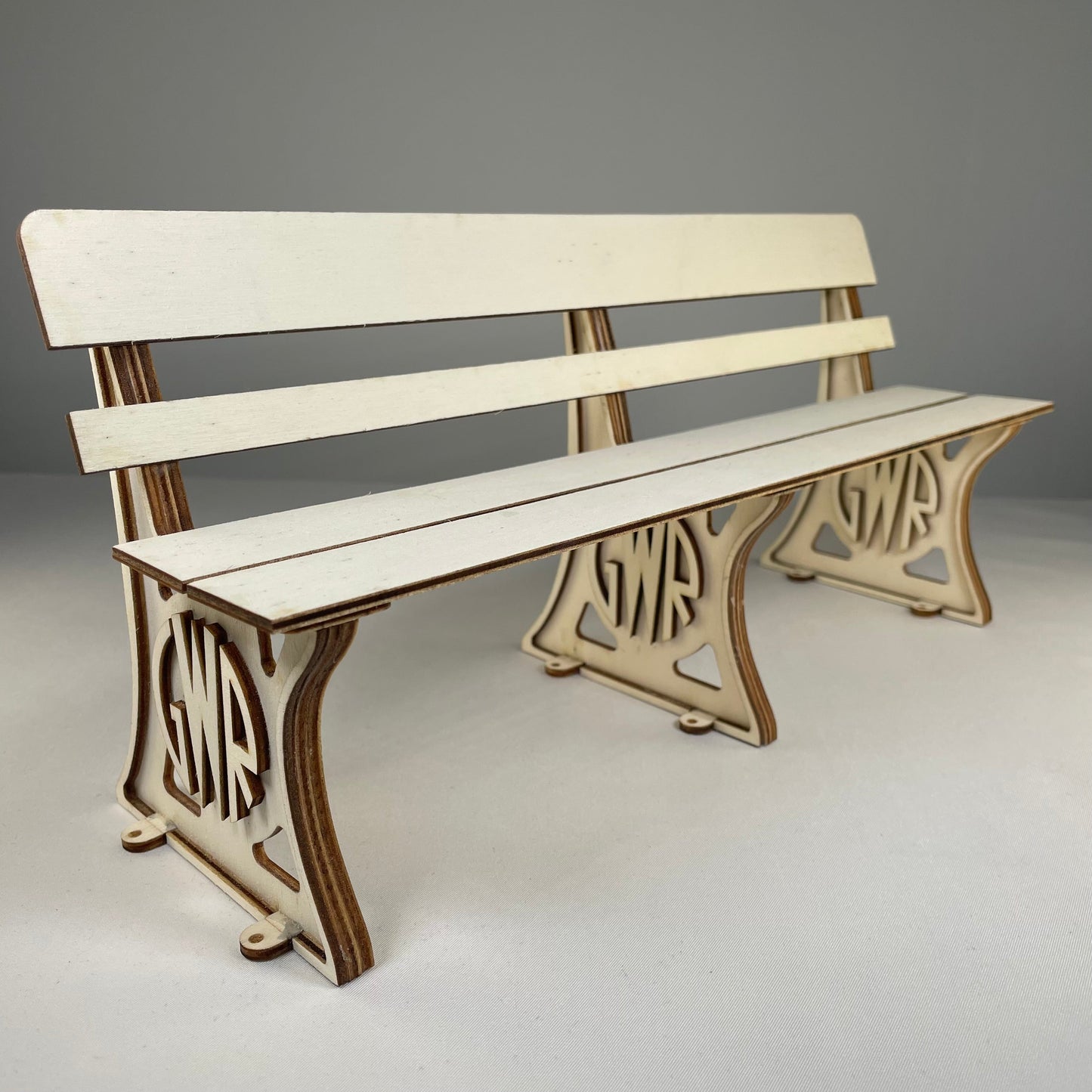 GWR Bench - Flatpack Model Kit by Curious Rabbit ®