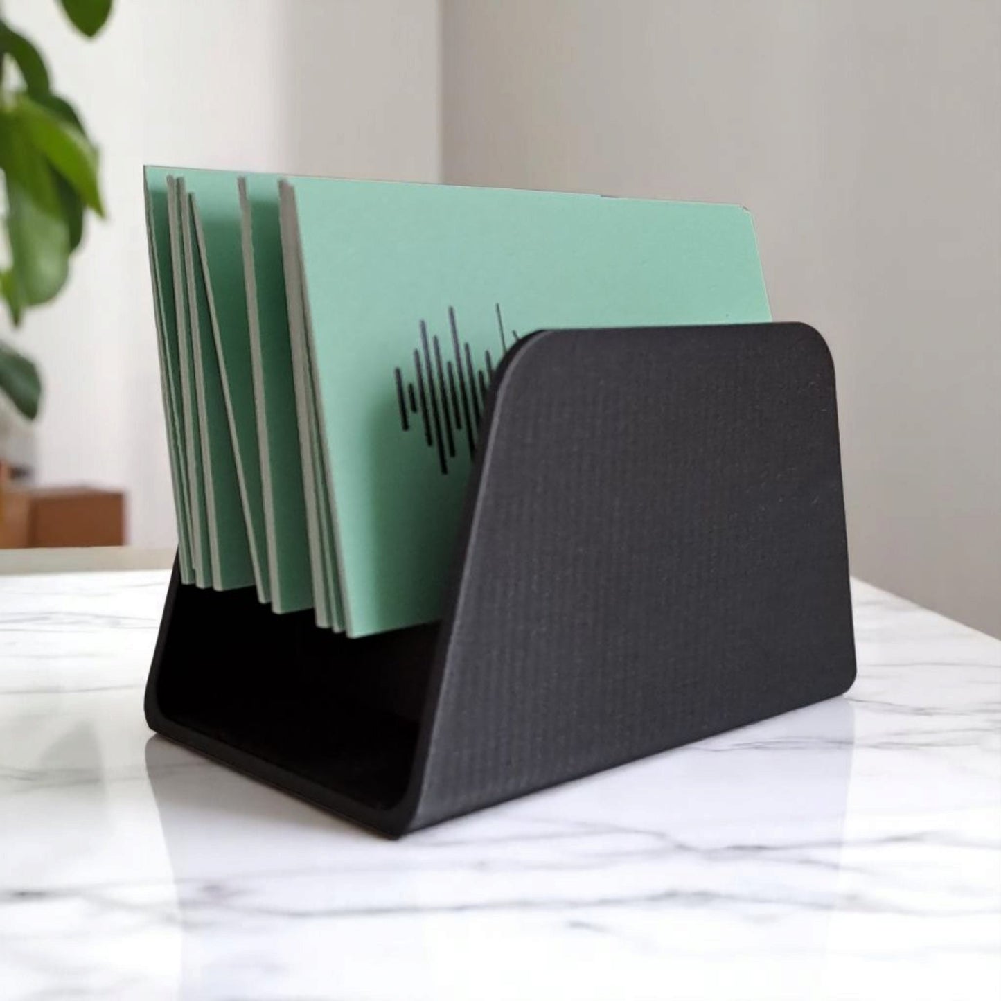 Modern Business Card Holder – Stylish Desk Organiser