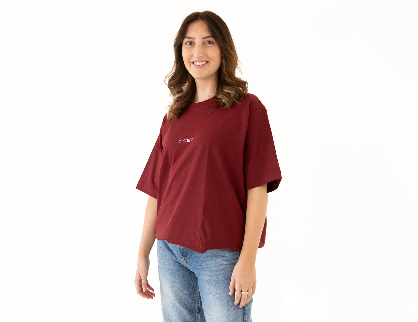 simple. t-shirt. burgundy.