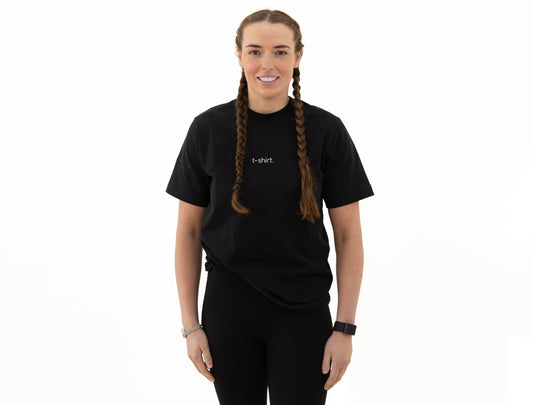 simple. t-shirt. black.