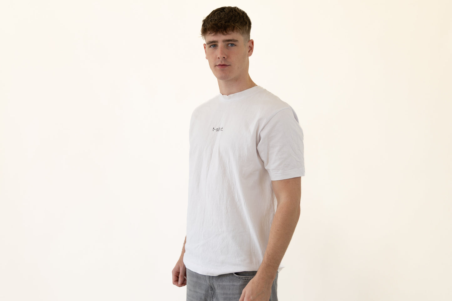 simple. t-shirt. white.