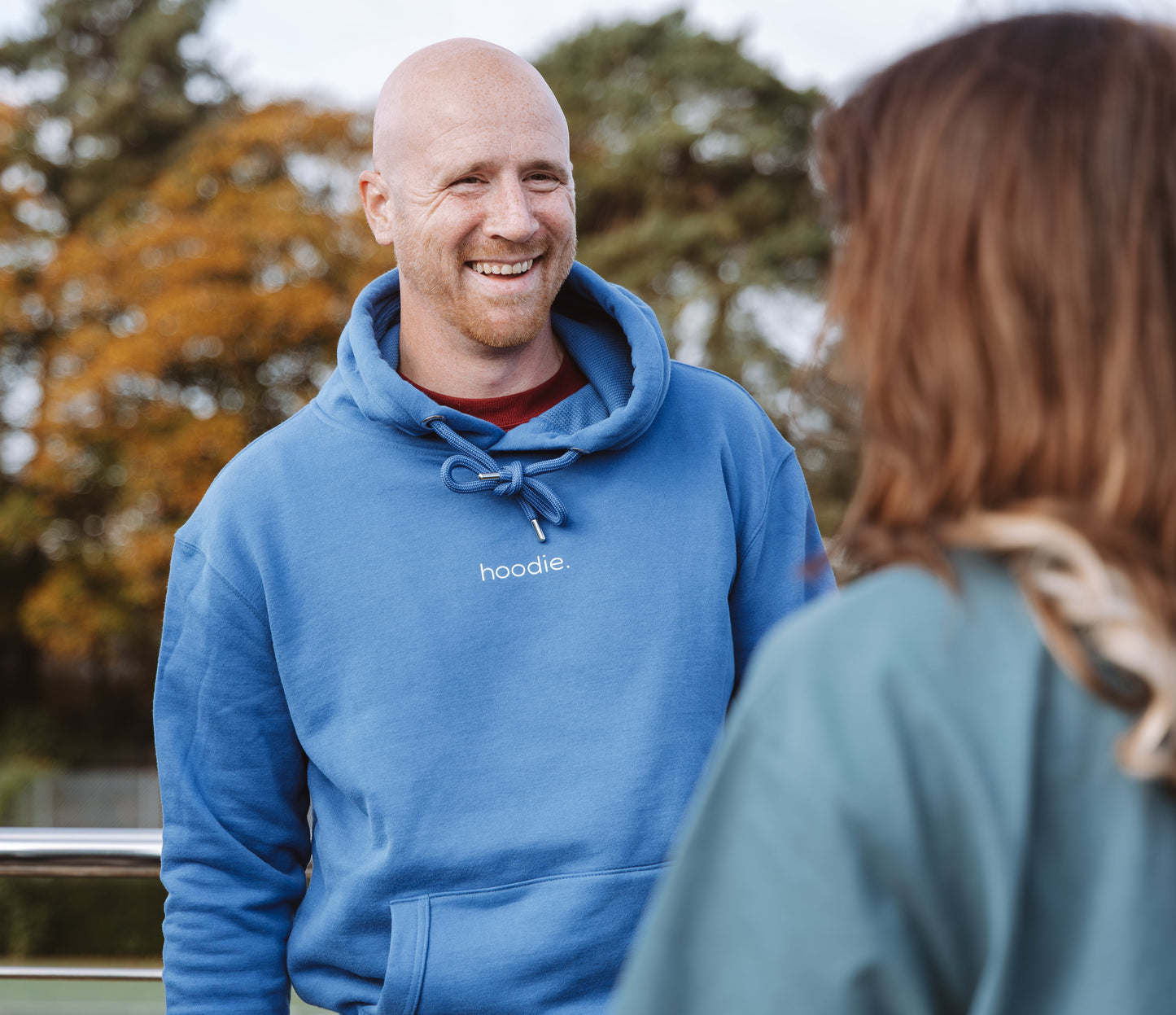 simple. hoodie. royal.