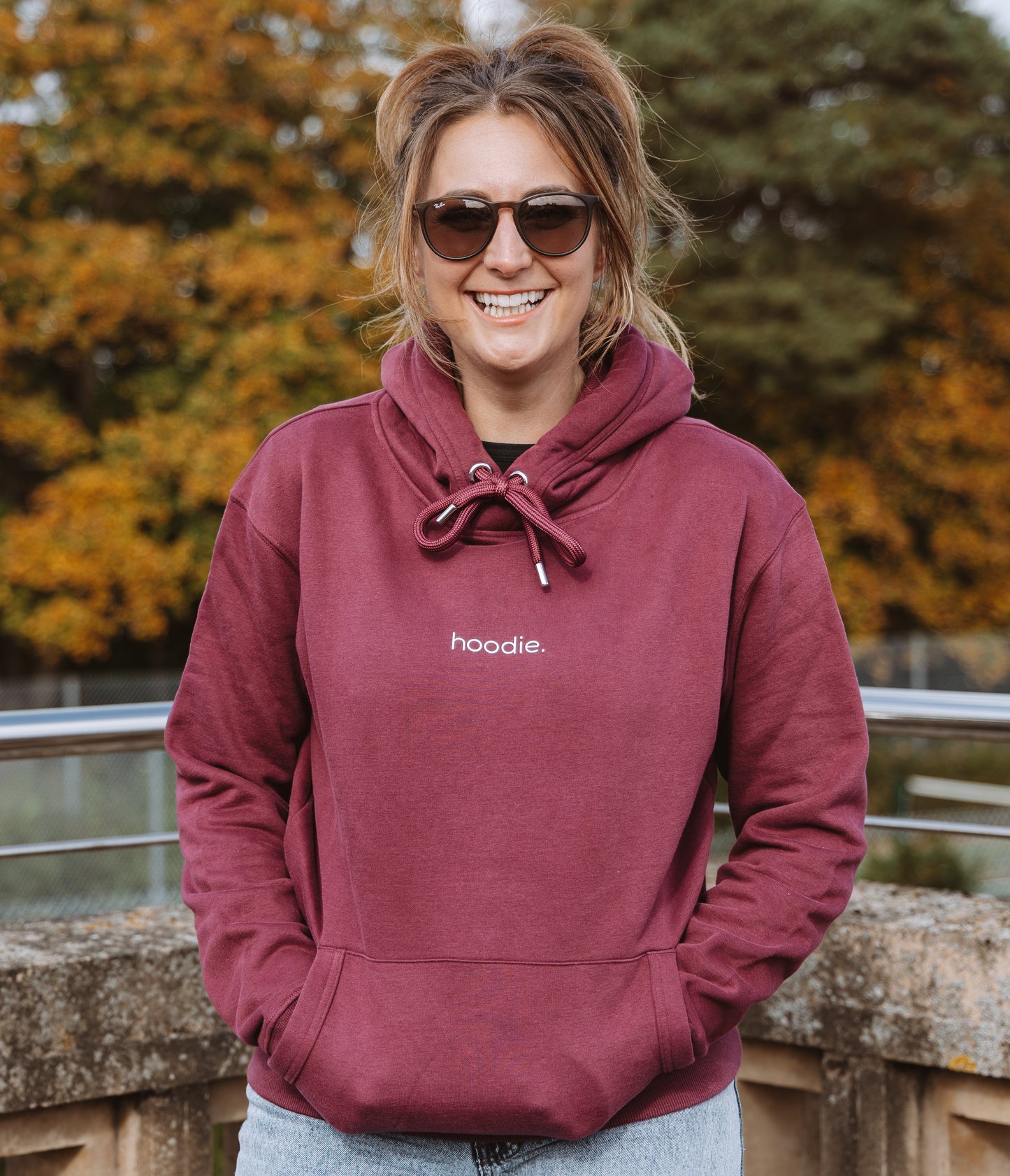 simple. hoodie. burgundy.