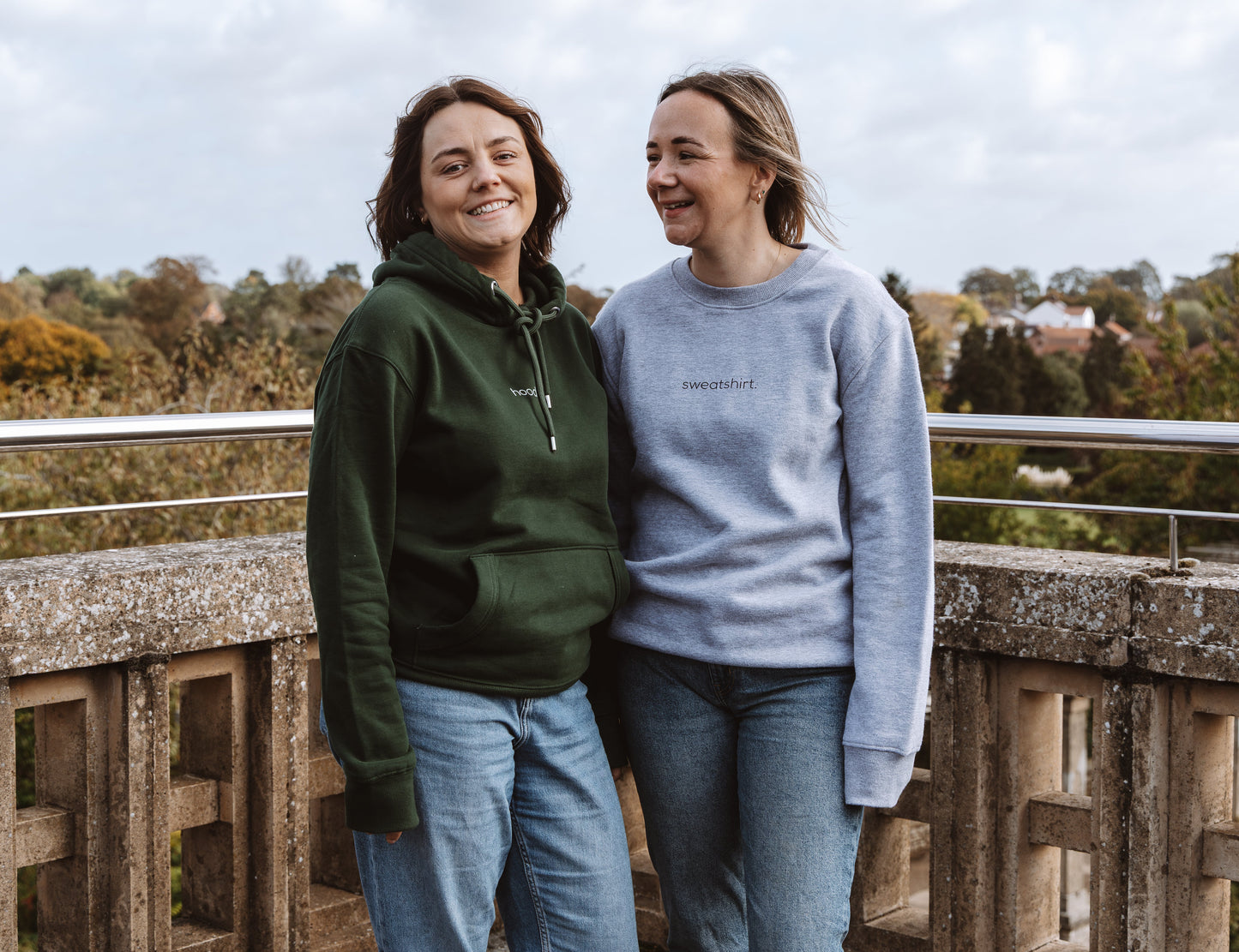 simple. hoodie. forest-green.