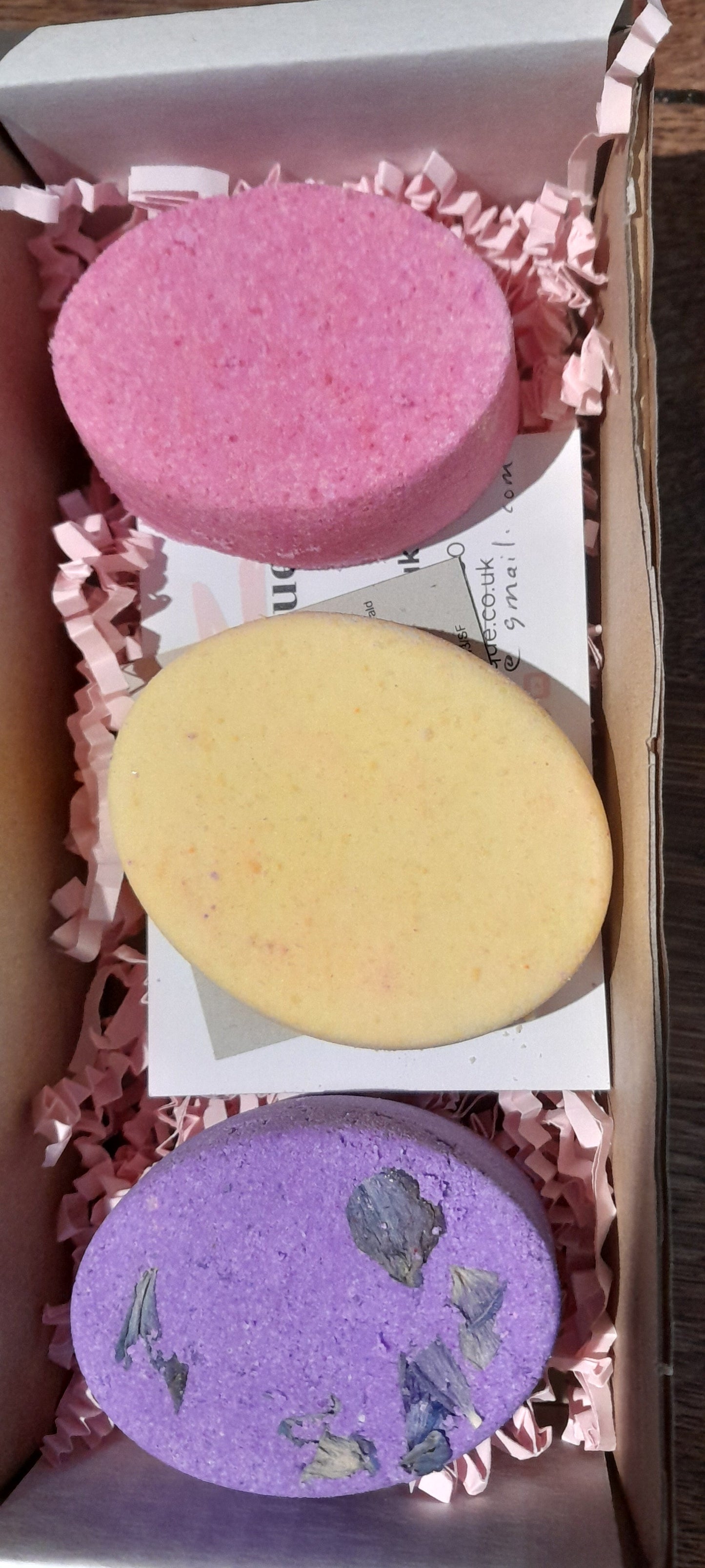 Gift Box of 3 Mixed Bath Bombs