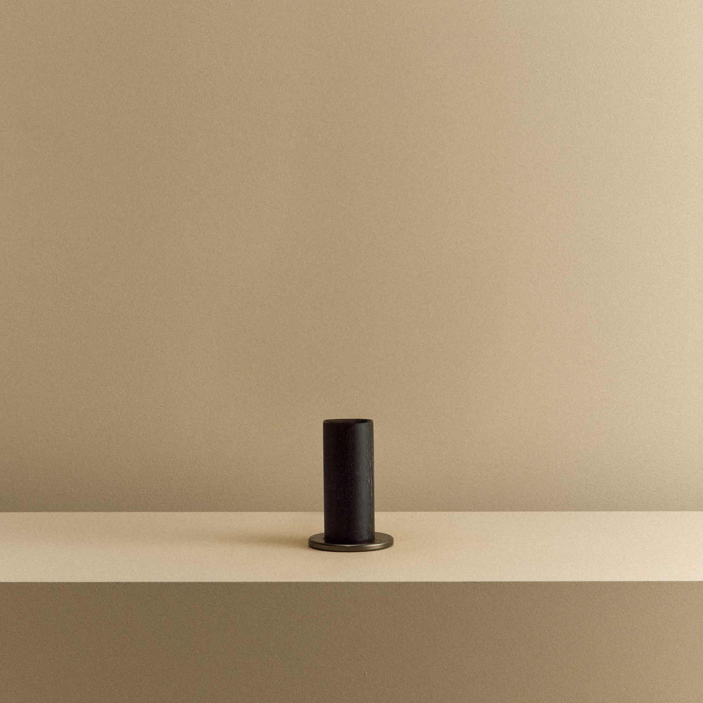 Knuckle Table Lamp in Blackened Oak
