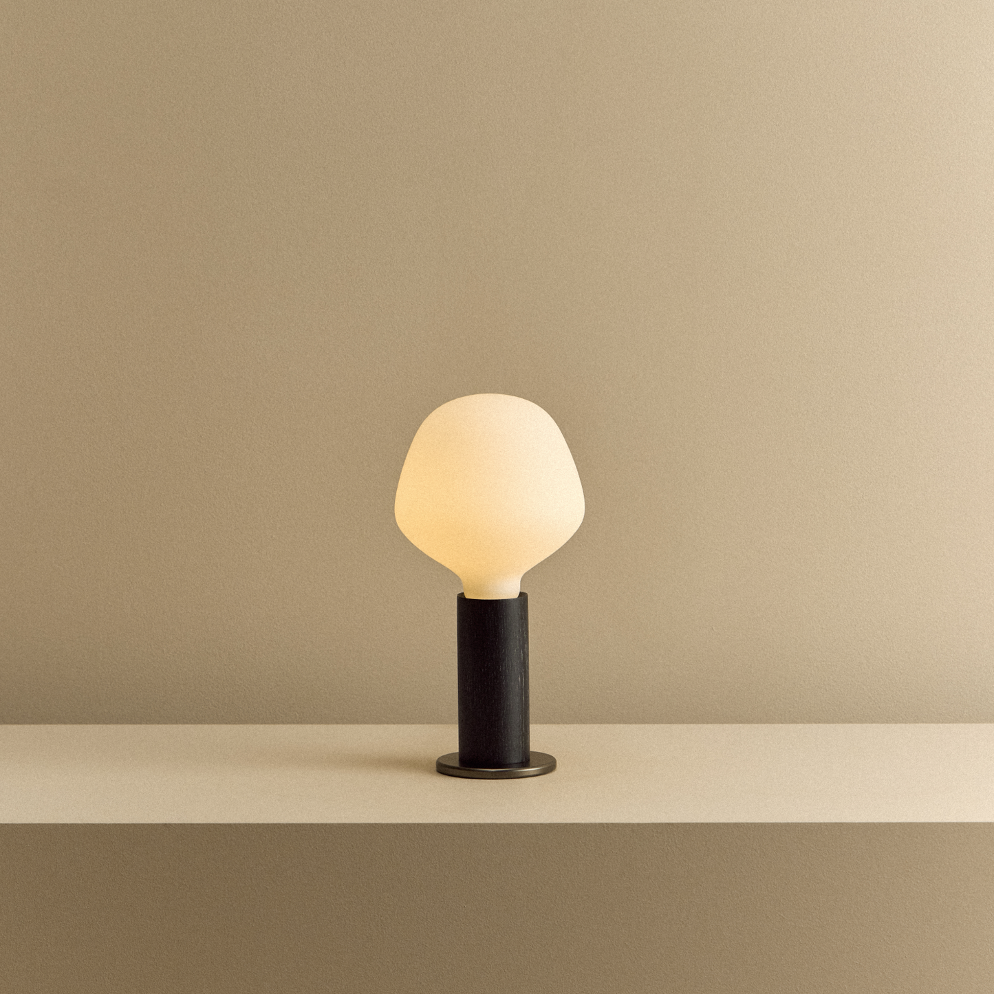 Knuckle Table Lamp in Blackened Oak + Enno