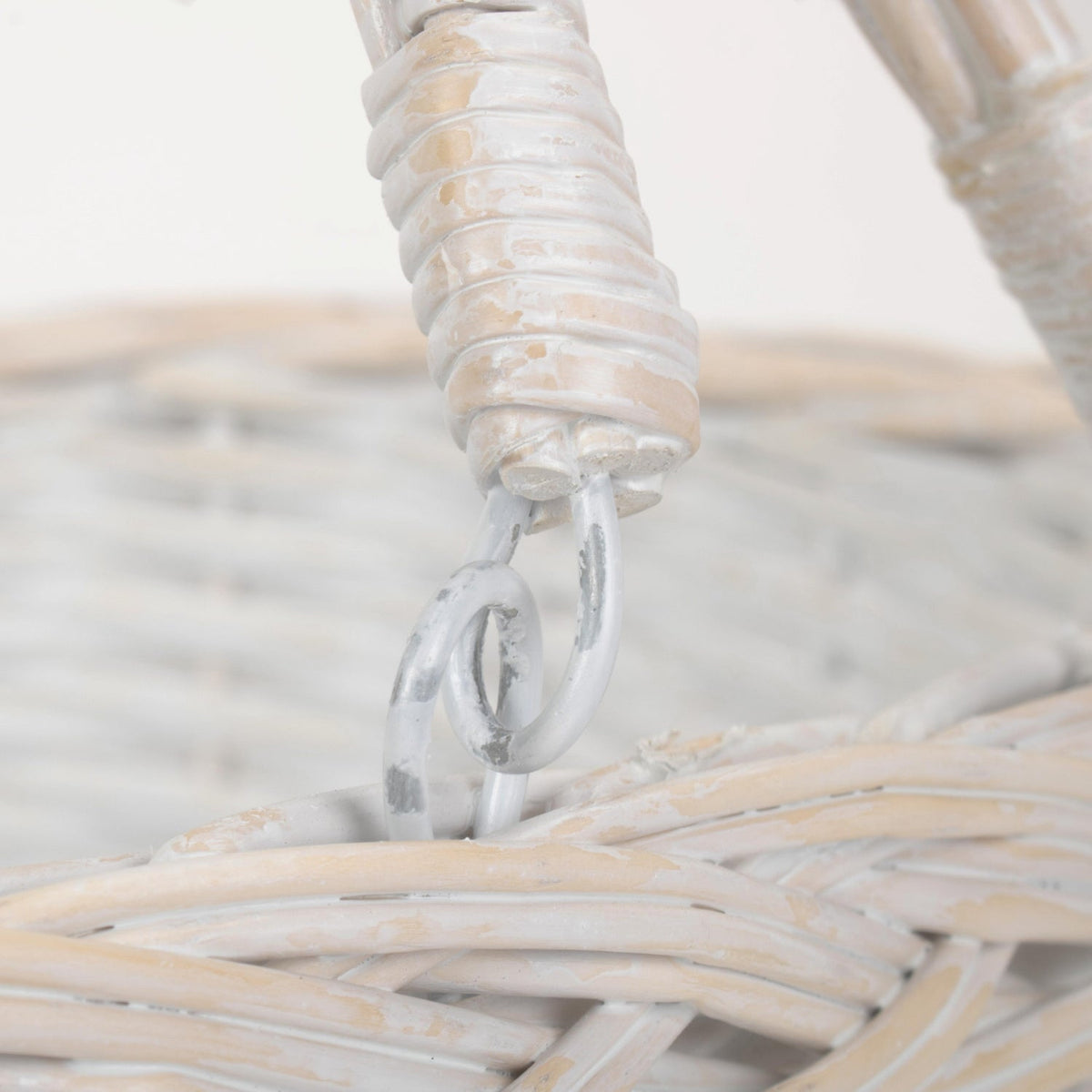 Medium White Swing Handle Shopper