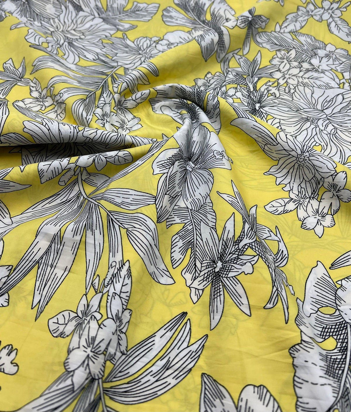 Yellow White Floral Lightweight Crepe Fabric 70GSM Non Stretch