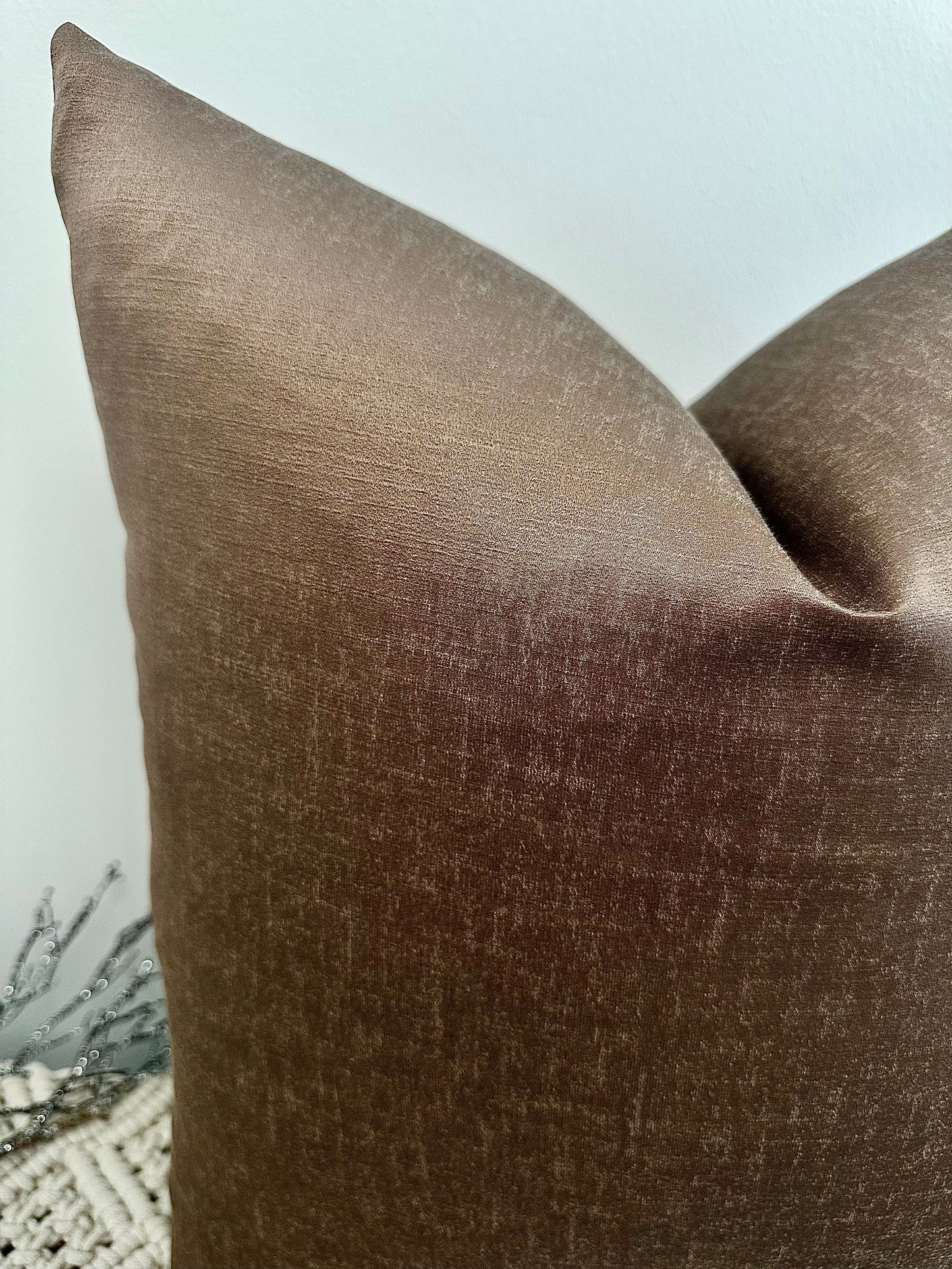The Couture Cushion - The Taupe Invisu - Style No. 203