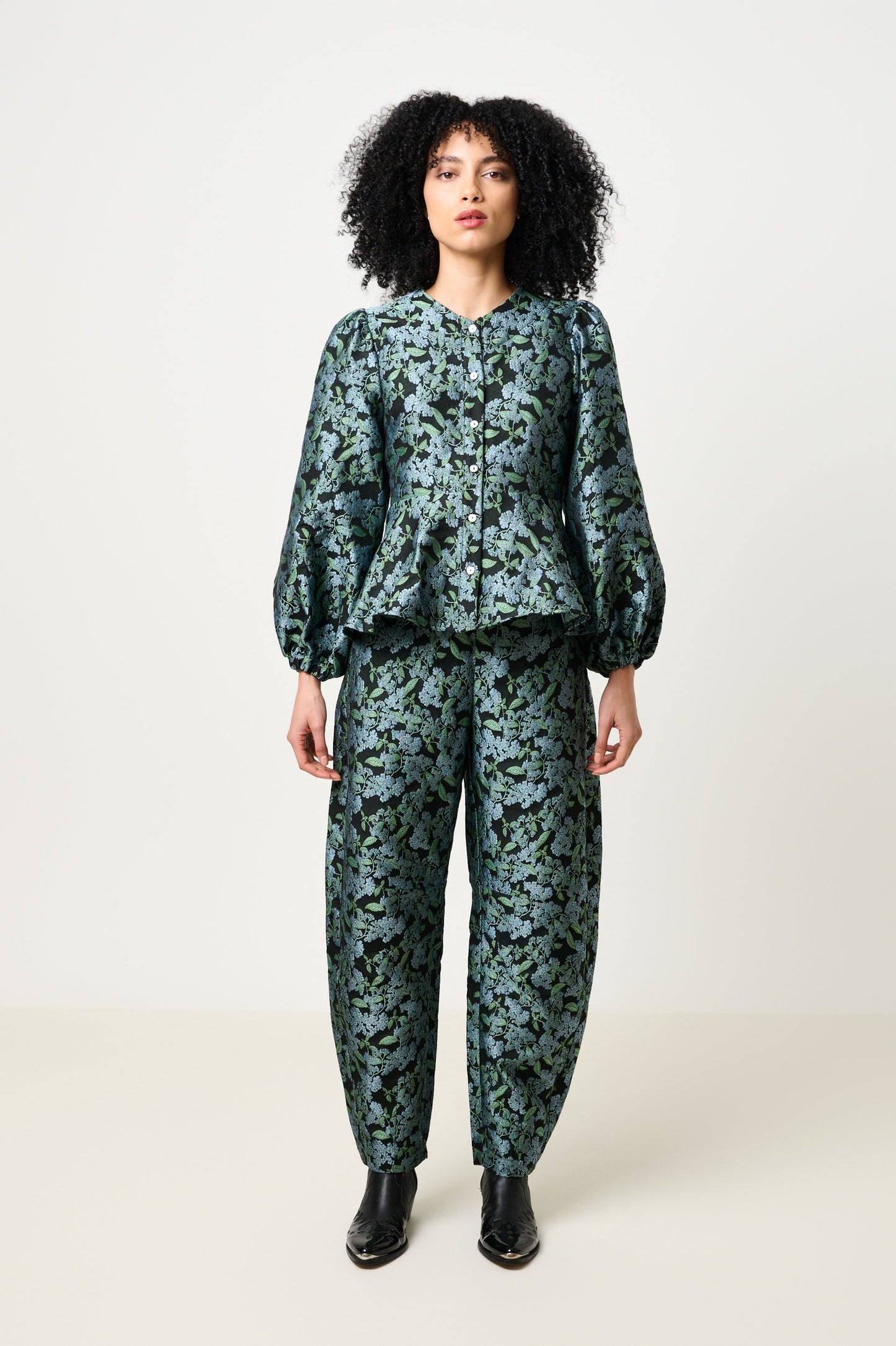 Sutton Blossom Jacquard Barrel Trouser - Black