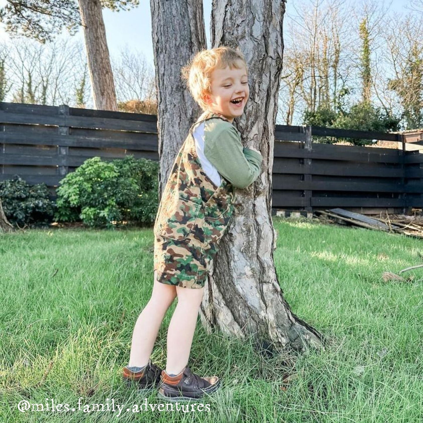 Camouflage Cord Shorts