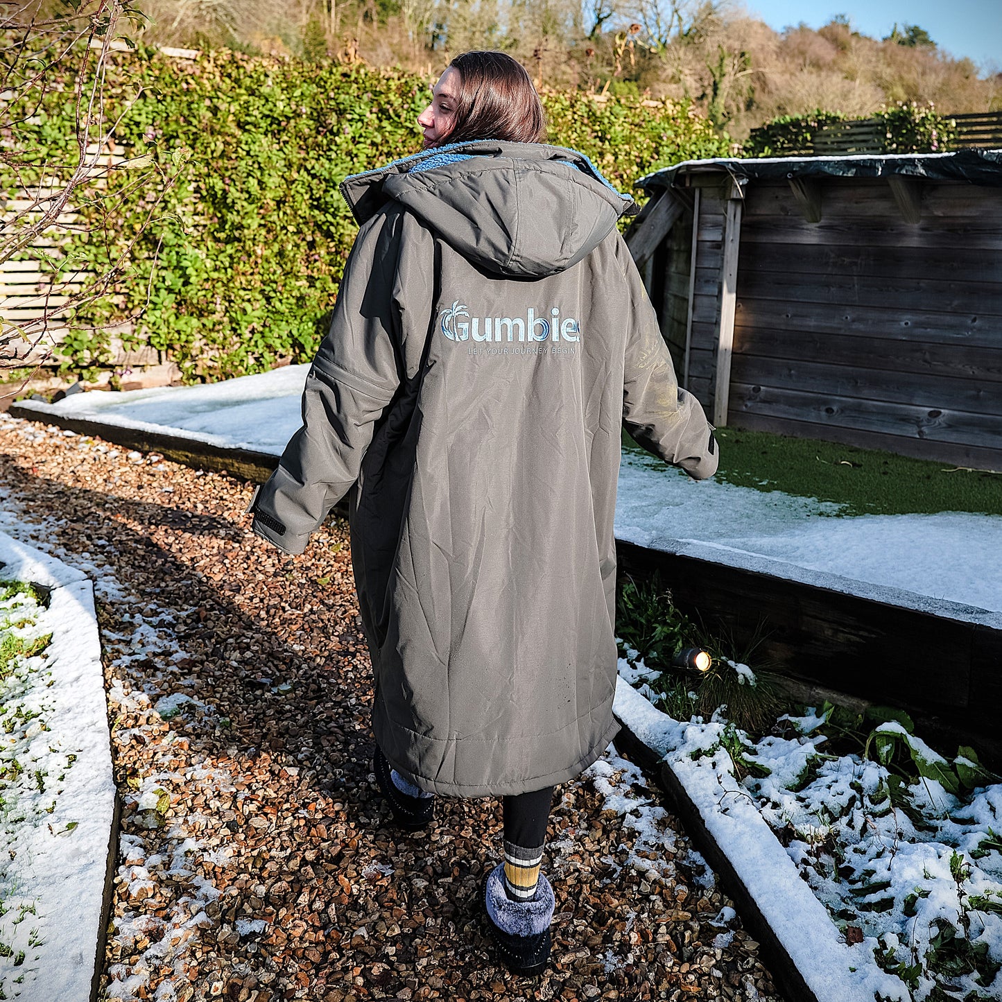 Sports-Cape - Charcoal & Blue