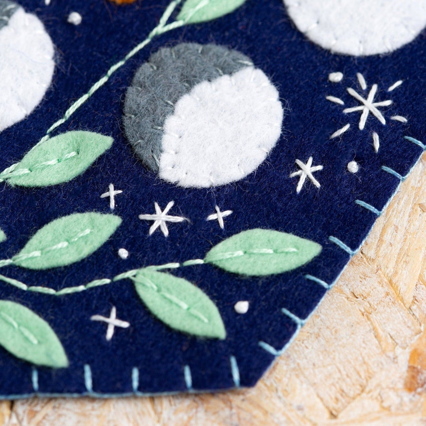 'Celestial Pennant' Moon Phases Felt Craft Kit for Beginners