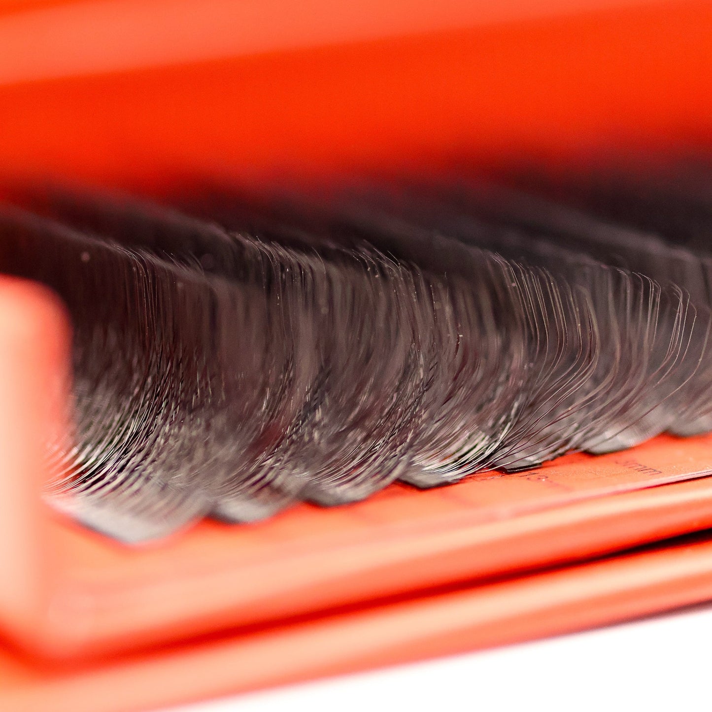 10D Clover Lashes – 16 Row Single Length Trays