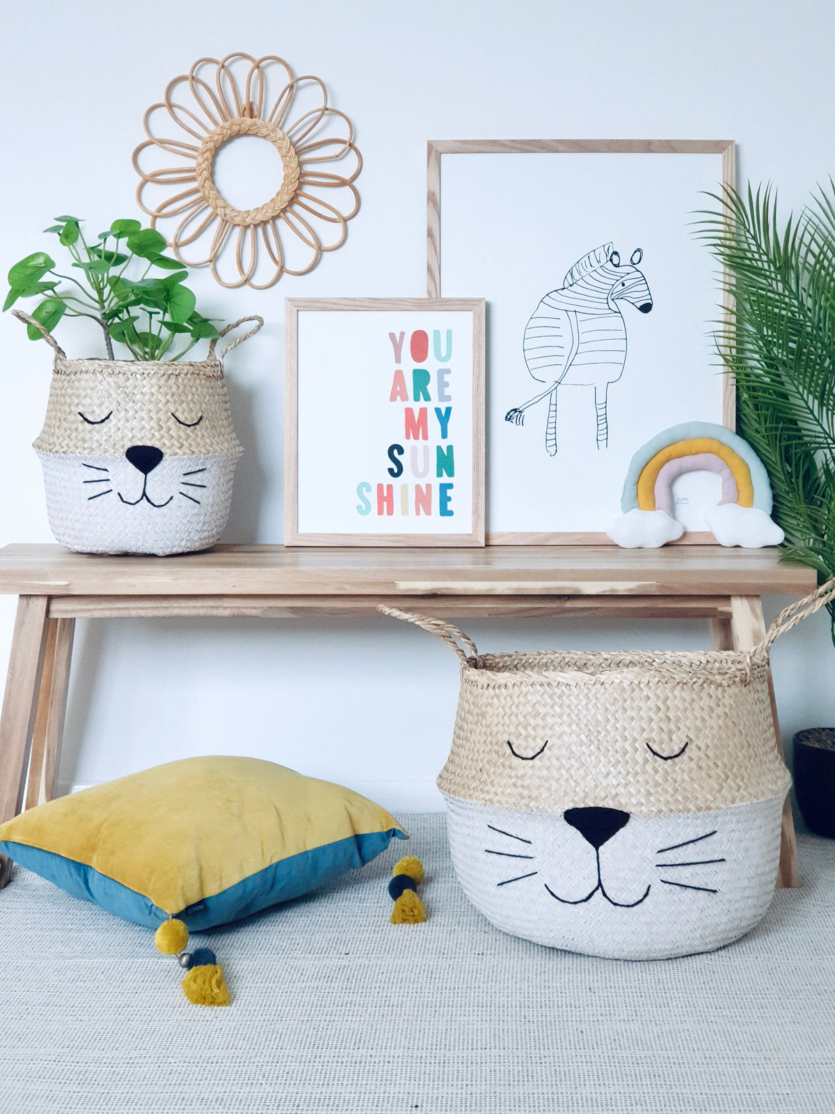 White Bottom cat Whiskers Basket - Extra Large