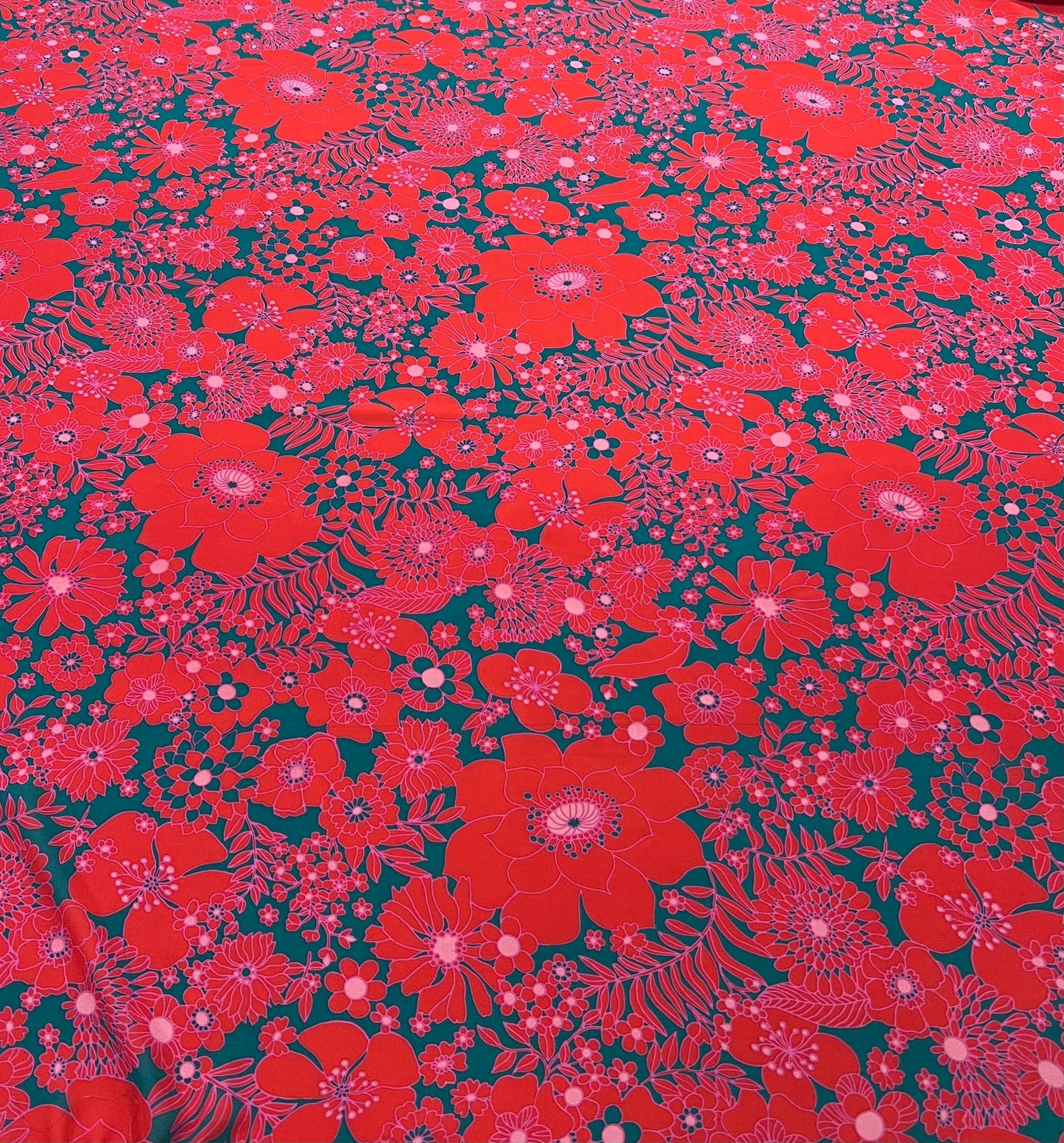 Red Green Floral Lightweight Crepe Fabric 110GSM Non Stretch