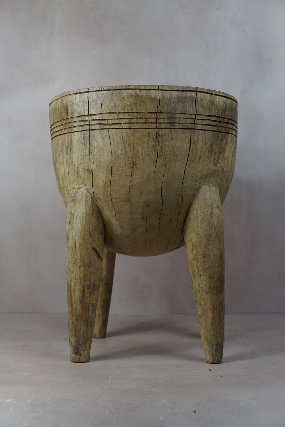 Wood Side Table - Cameroon - 92.3