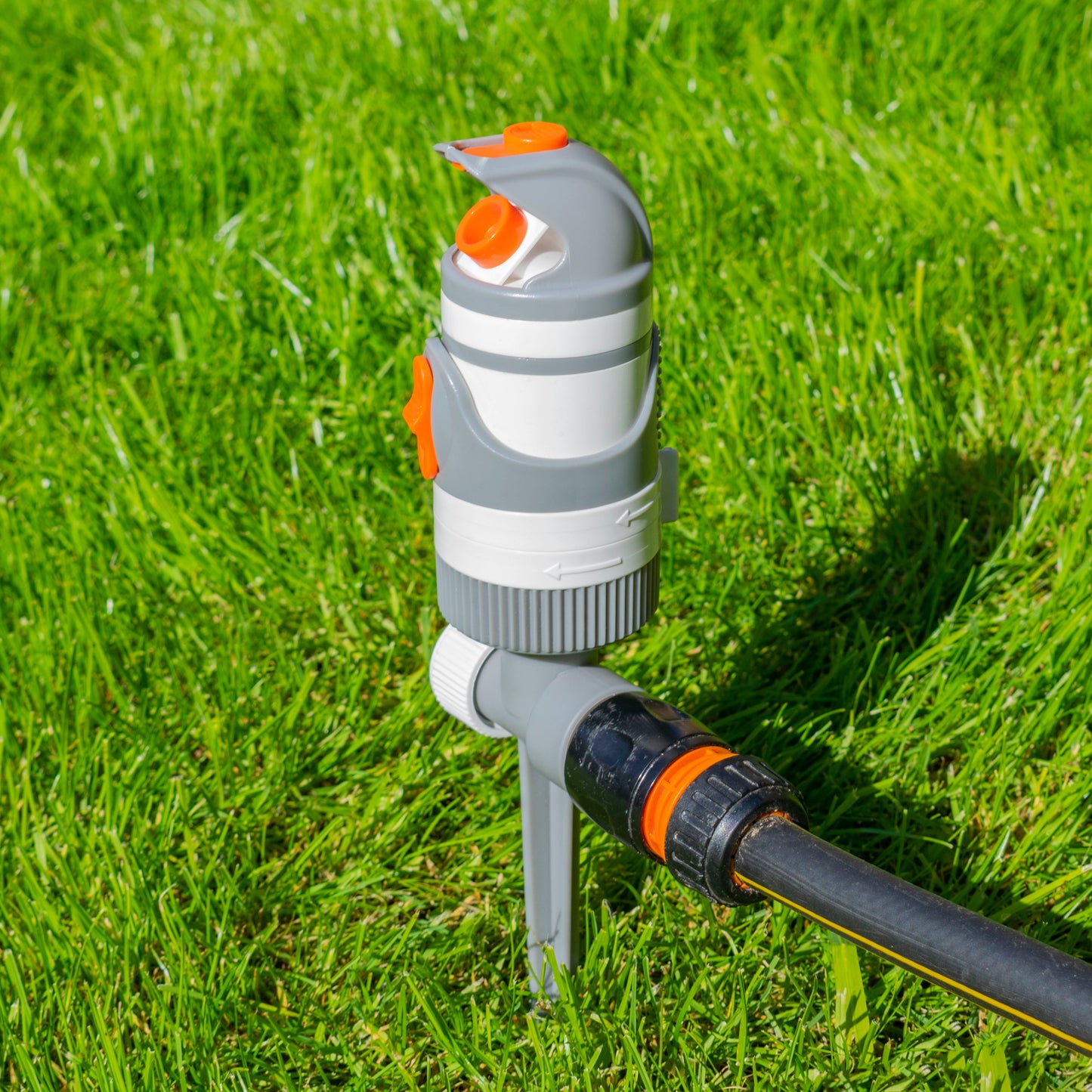 2-Pattern Gear Drive Sprinkler White Line