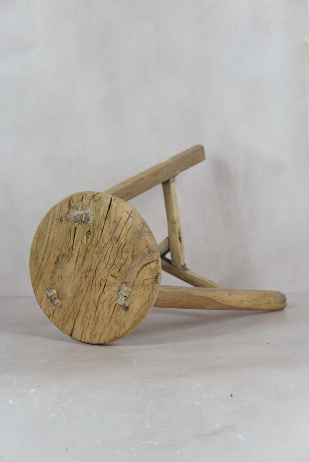 Vintage Rustic Round Stool - Elm wood - 48.2