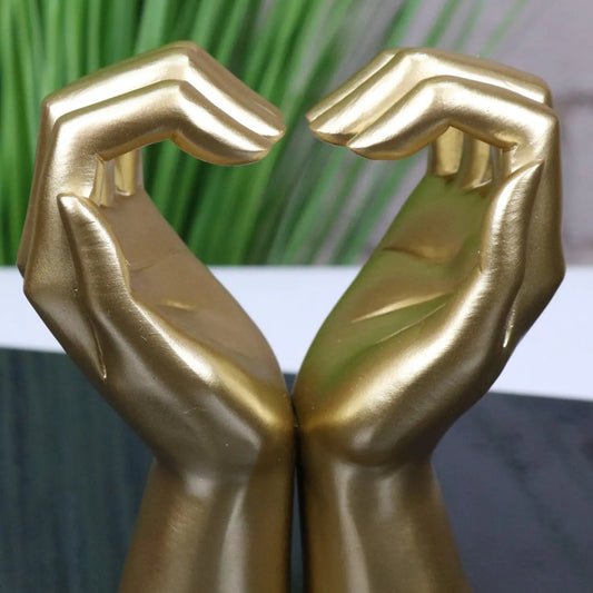 Darela Love Heart Hands Ornament Gold