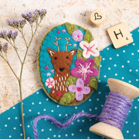 Deer Felt Craft Brooch Kit for Beginners