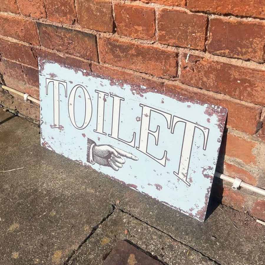 Metal Distressed Effect Retro Vintage Toilet Sign