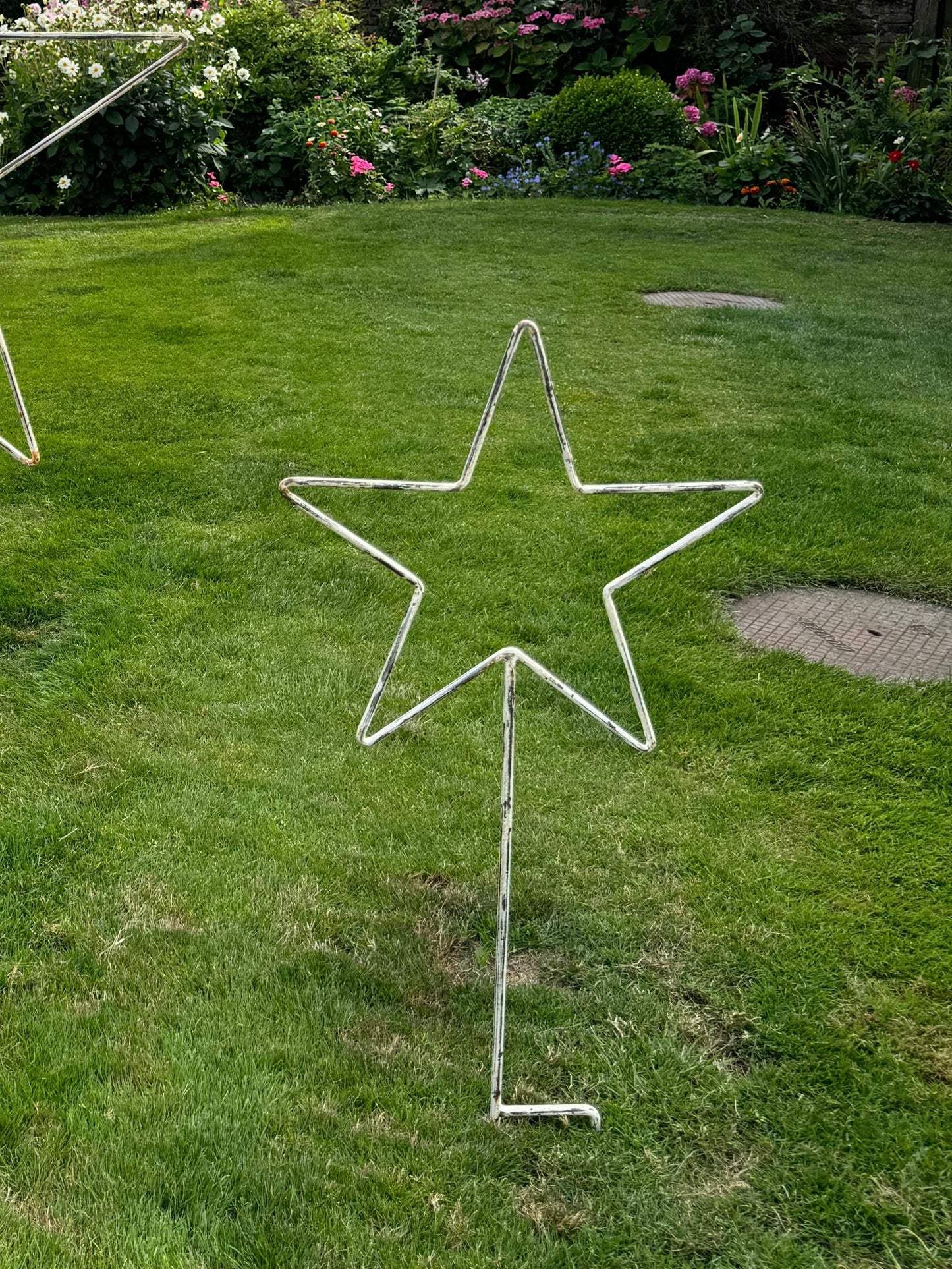 Garden Stars On Ground Spikes / Metal Star Ornaments / Lawn Decor