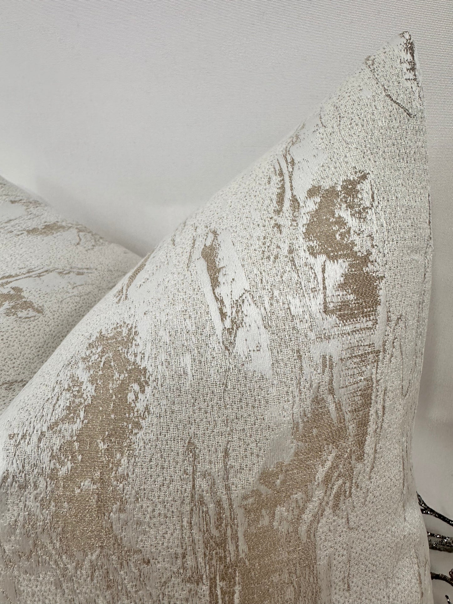 The Couture Cushion - The Ivory Zanella - Style No. 44b