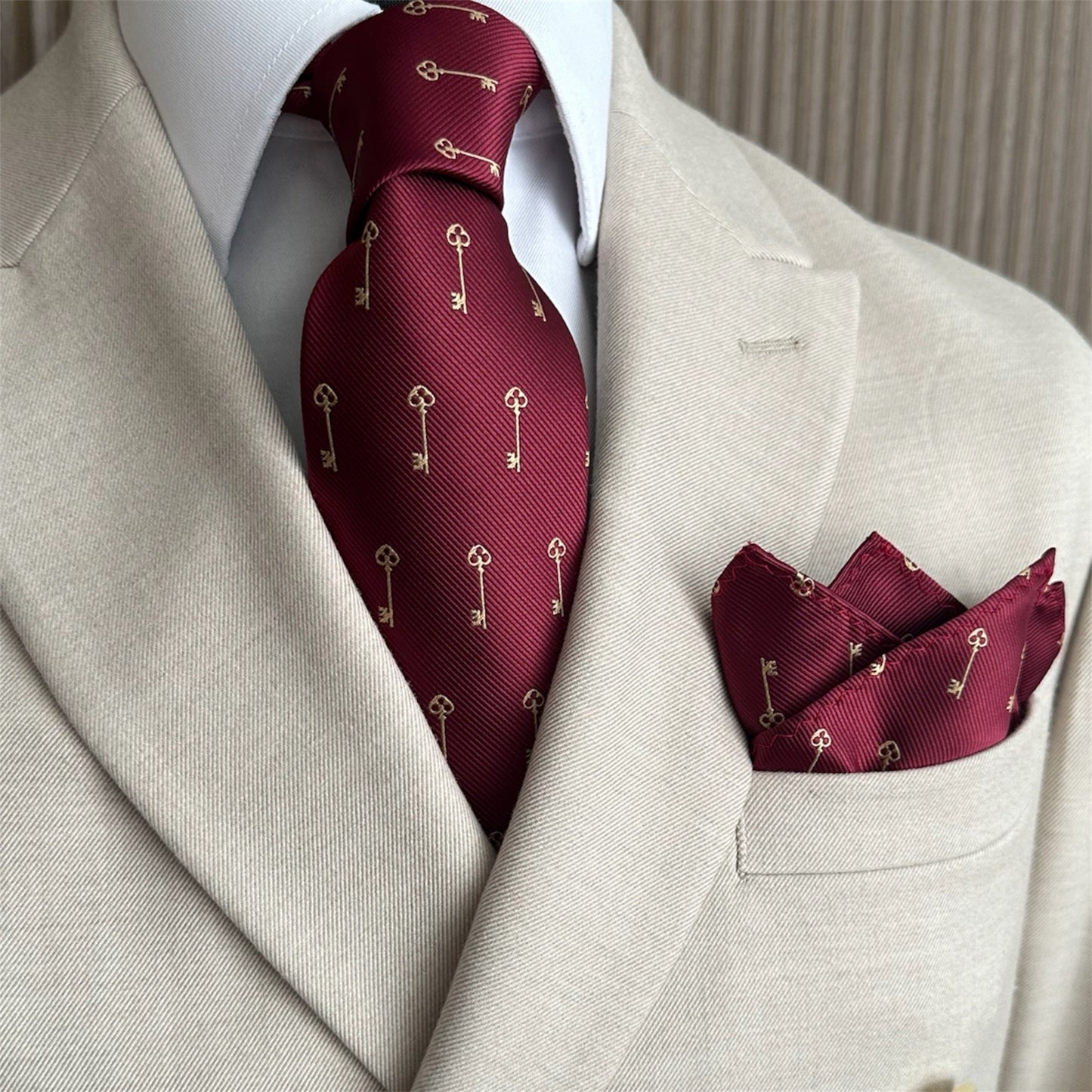 Key Pocket Square