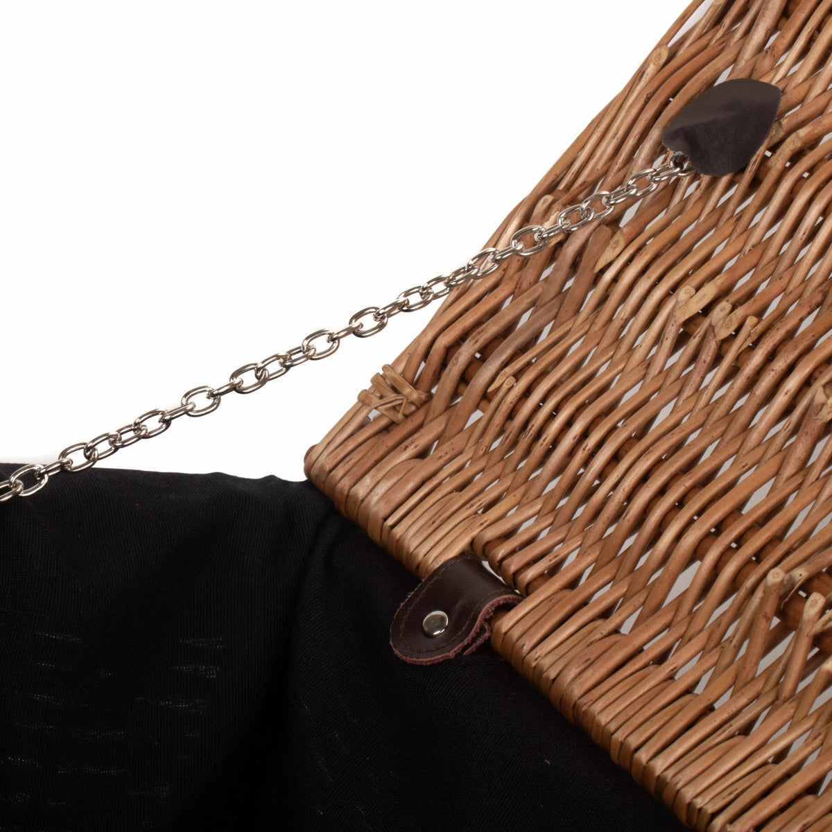 20 Inch Double Steamed WIllow Hamper Trunk with Black Lining
