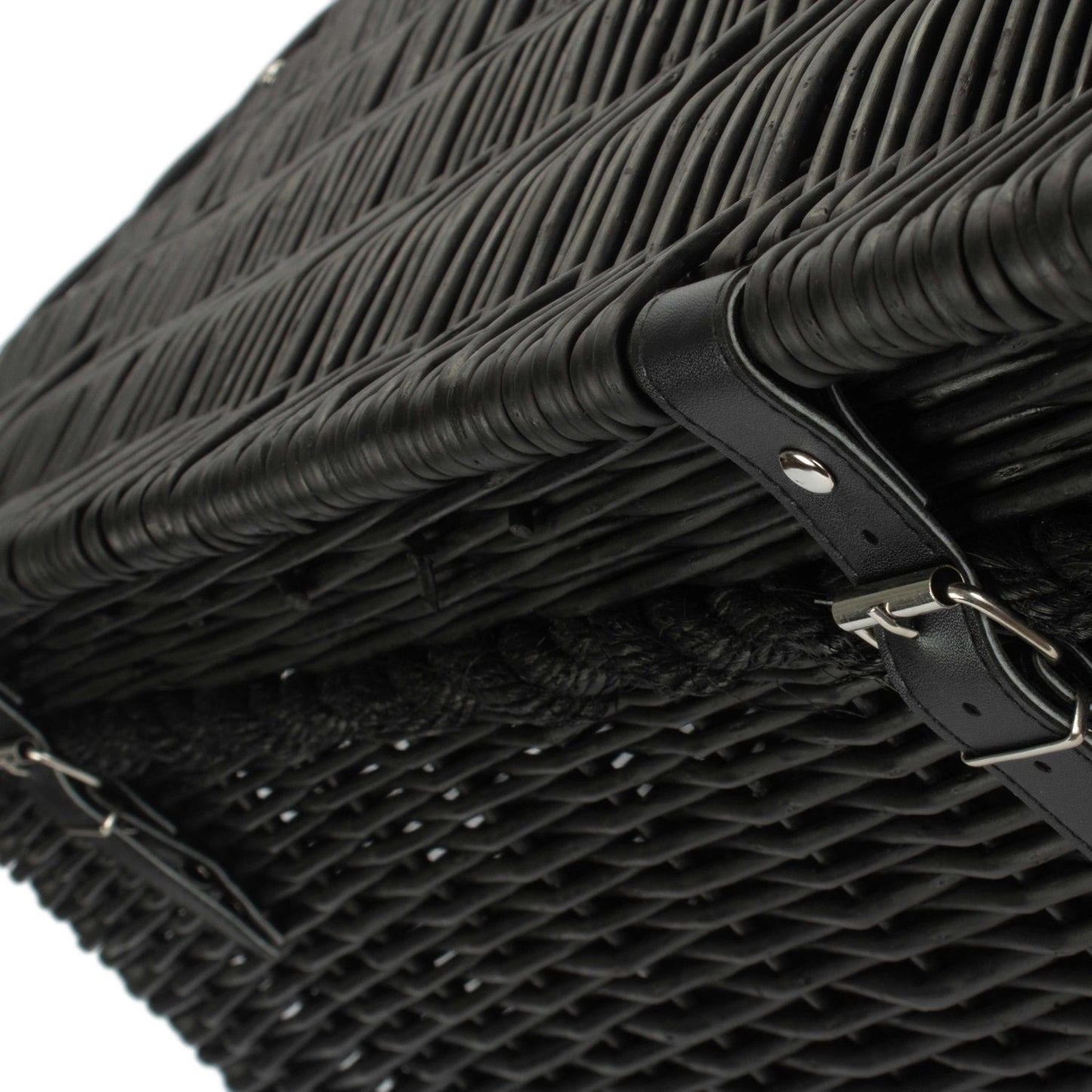 27 Inch Black Willow Rope Handled Hamper Trunk