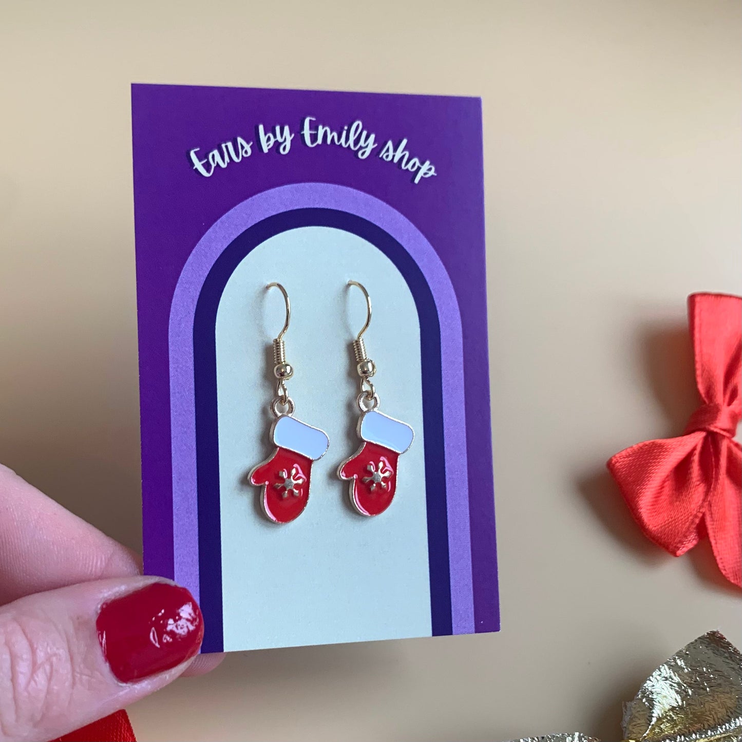Red mitten Christmas gold earrings