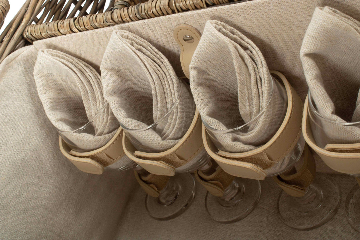 Antique Wash Lidded 4 Person Hamper