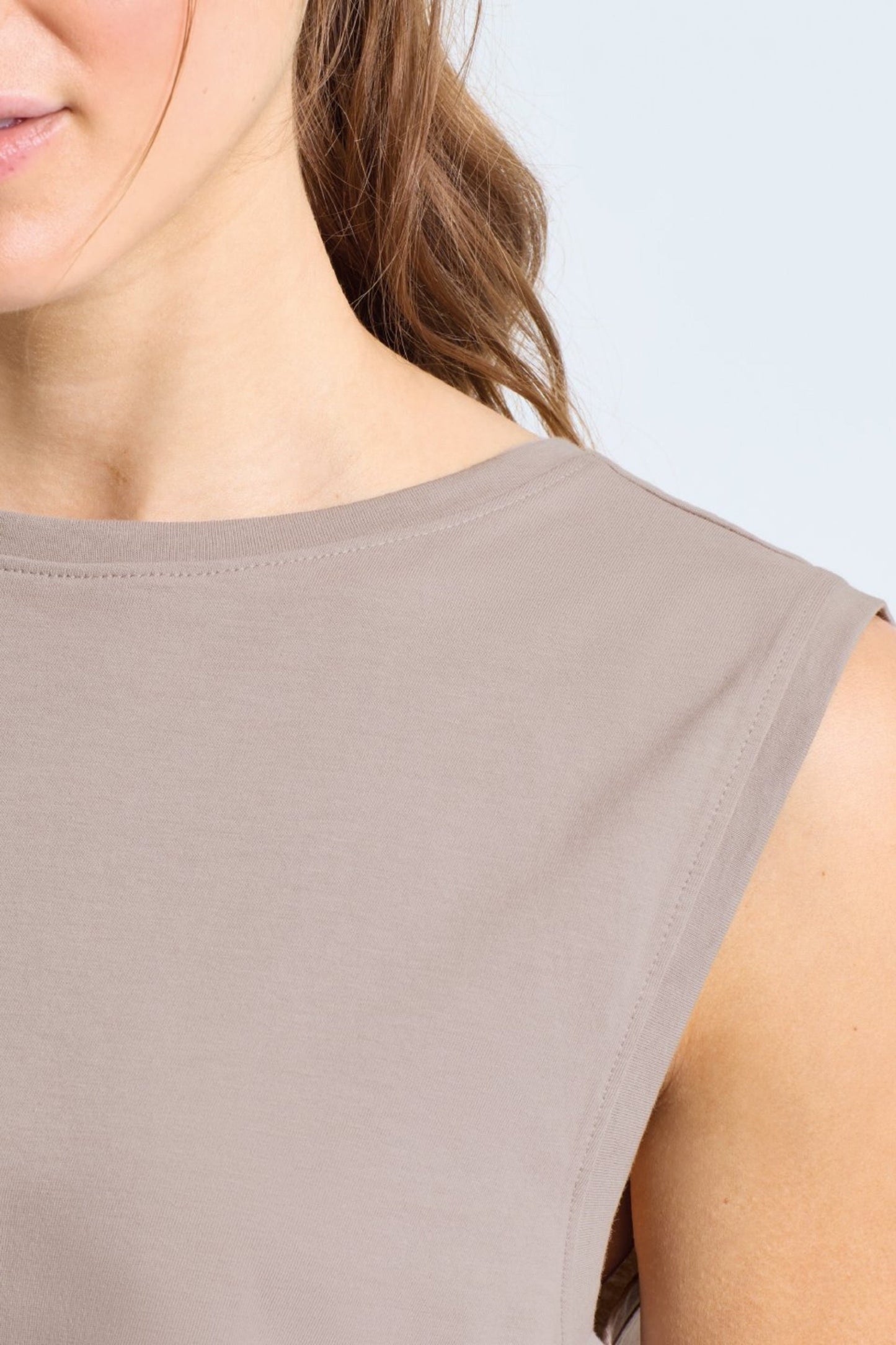 FLOW Organic Cotton Cropped Tank