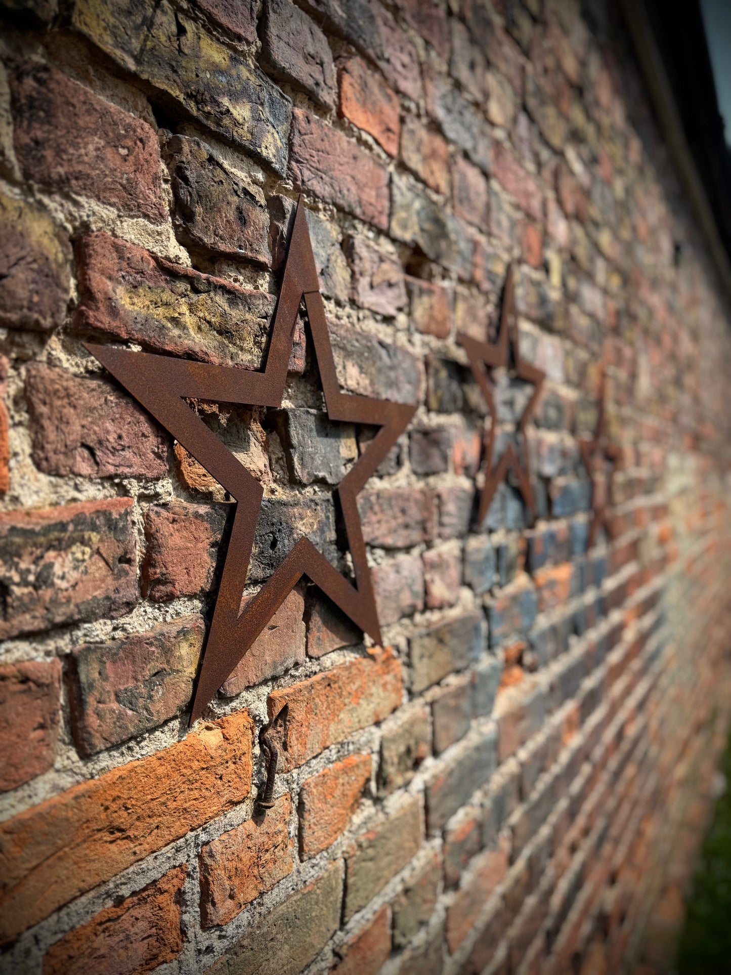 Set of 3 Rusty Metal Stars, Decorations For The Home And Garden.