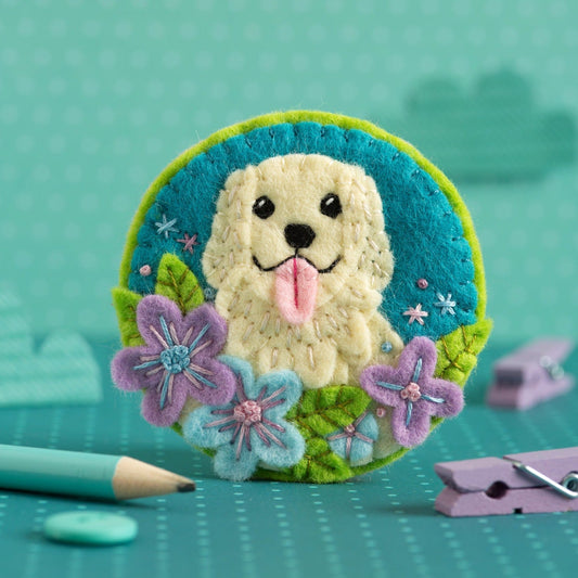 'Golden Retriever' Dog Felt Craft Brooch Kit for Beginners