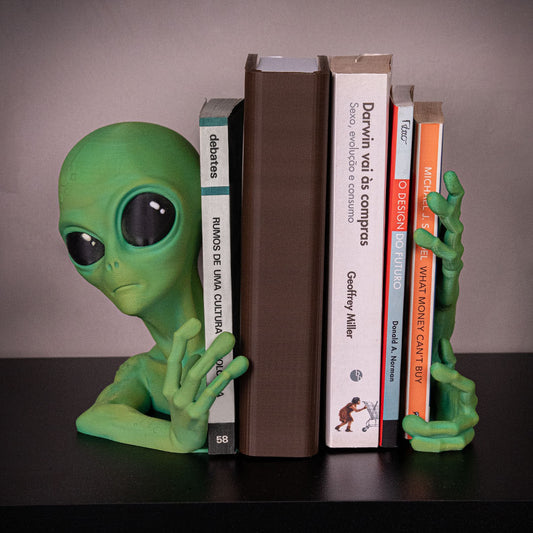 Green Alien Bookend Set | Funny 3D Printed Sci-Fi Shelf Decor