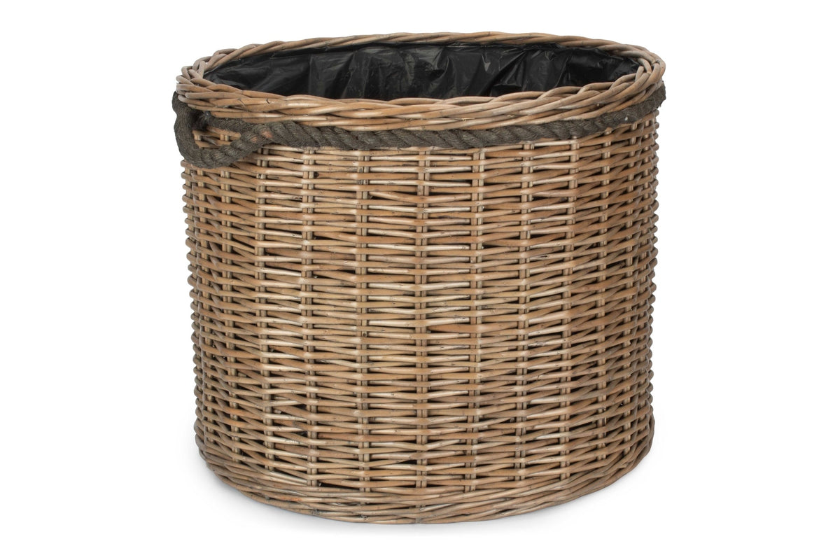 Round Willow Patio Planter With Black Plastic Lining