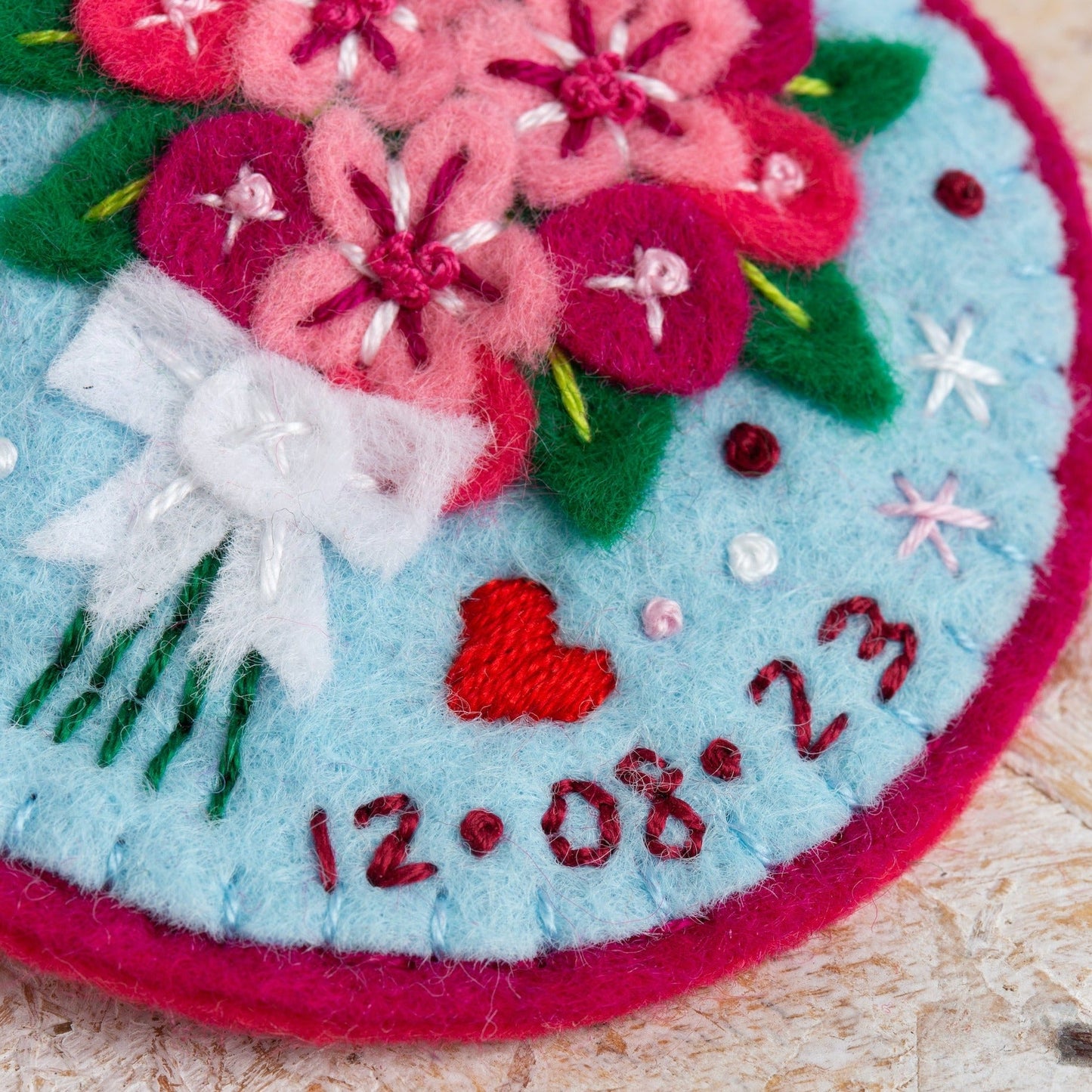 'Bride to Be' Wedding Felt Craft Brooch Kit for Beginners