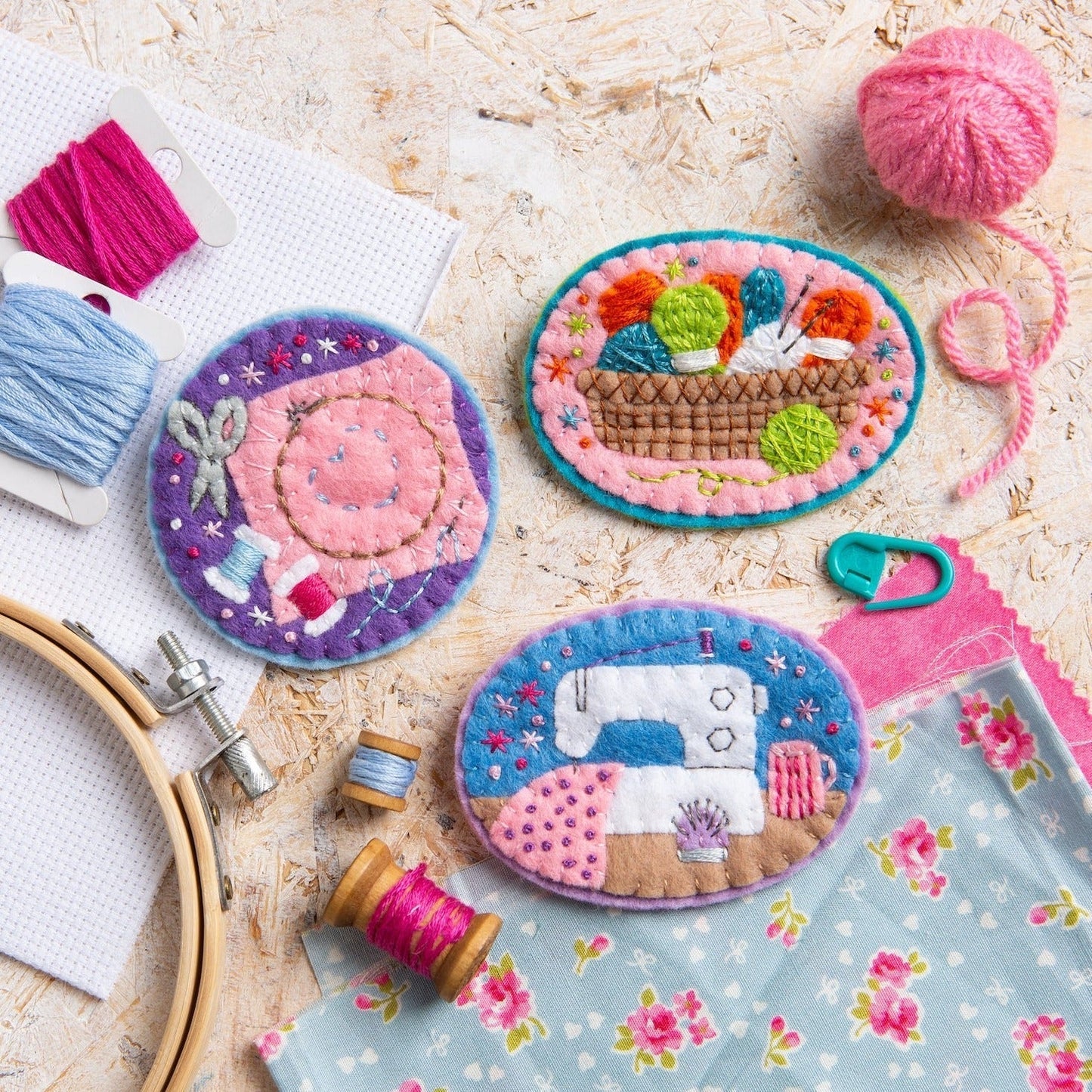 Knitting Basket Felt Craft Brooch Kit for Beginners