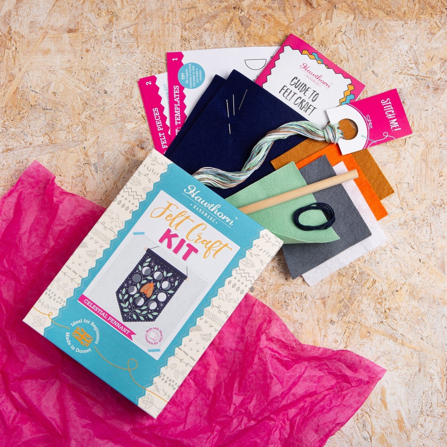 'Celestial Pennant' Moon Phases Felt Craft Kit for Beginners