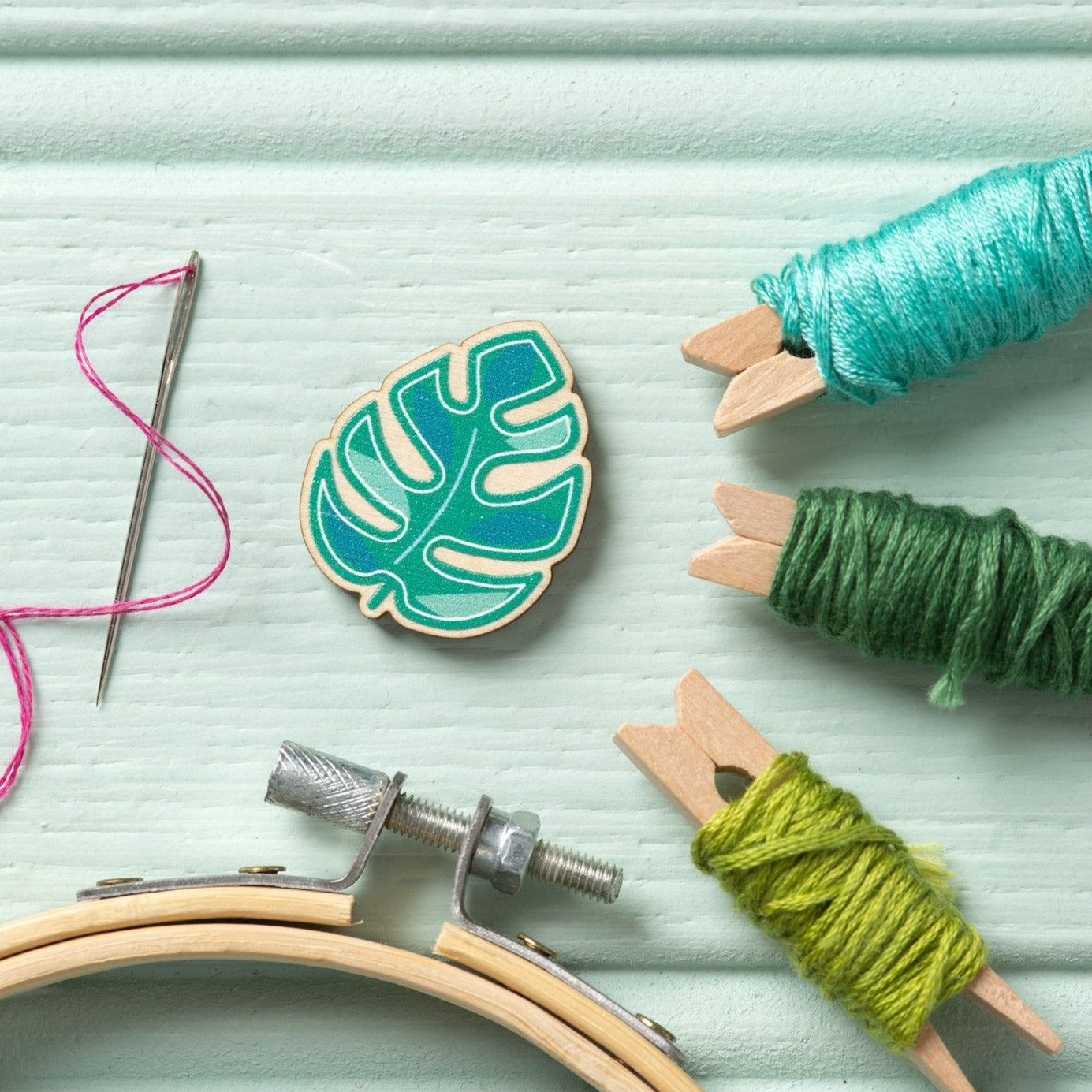 Monstera Leaf Magnetic Needle Minder