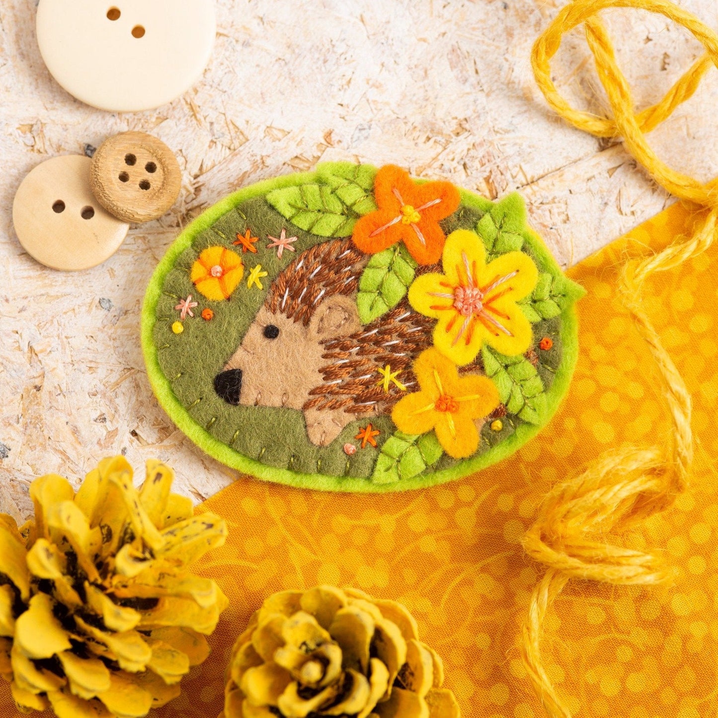 Hedgehog Felt Craft Brooch Kit for Beginners