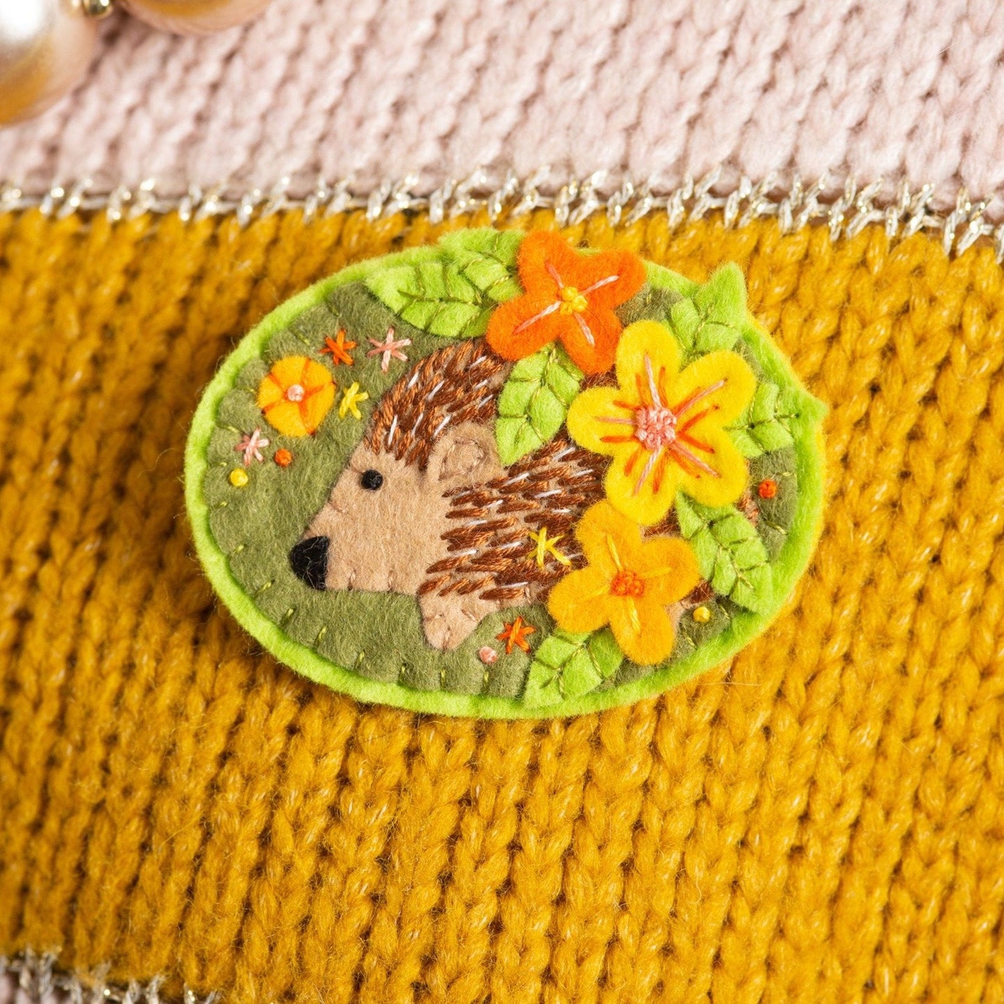 Hedgehog Felt Craft Brooch Kit for Beginners