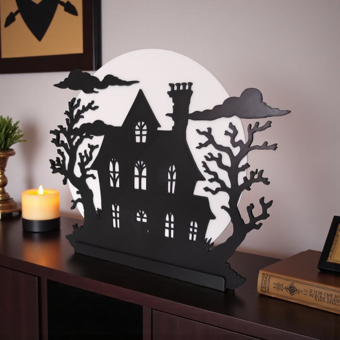 Spooky Halloween Hill House with LED Tealight Holder – Enchanting Light-Up Decoration for Windowsills or Doors