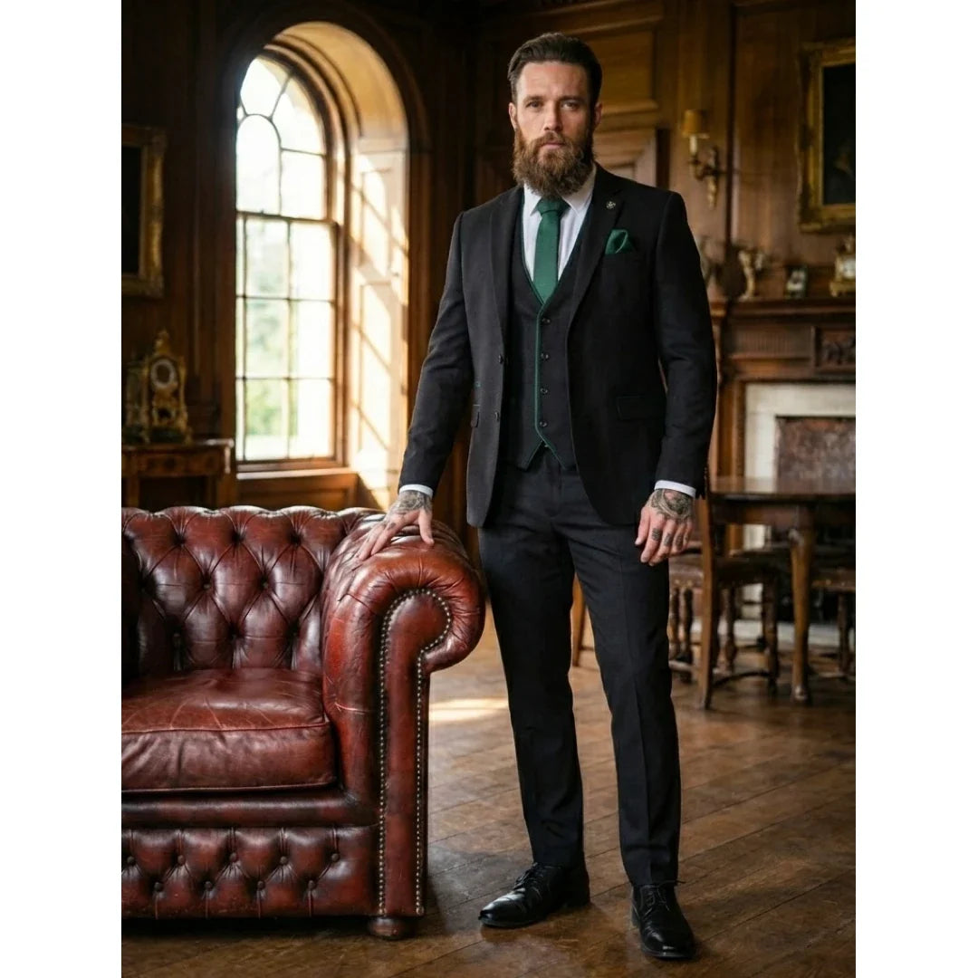 IM48 - Men's 3 Piece Black Tailored Fit Suit