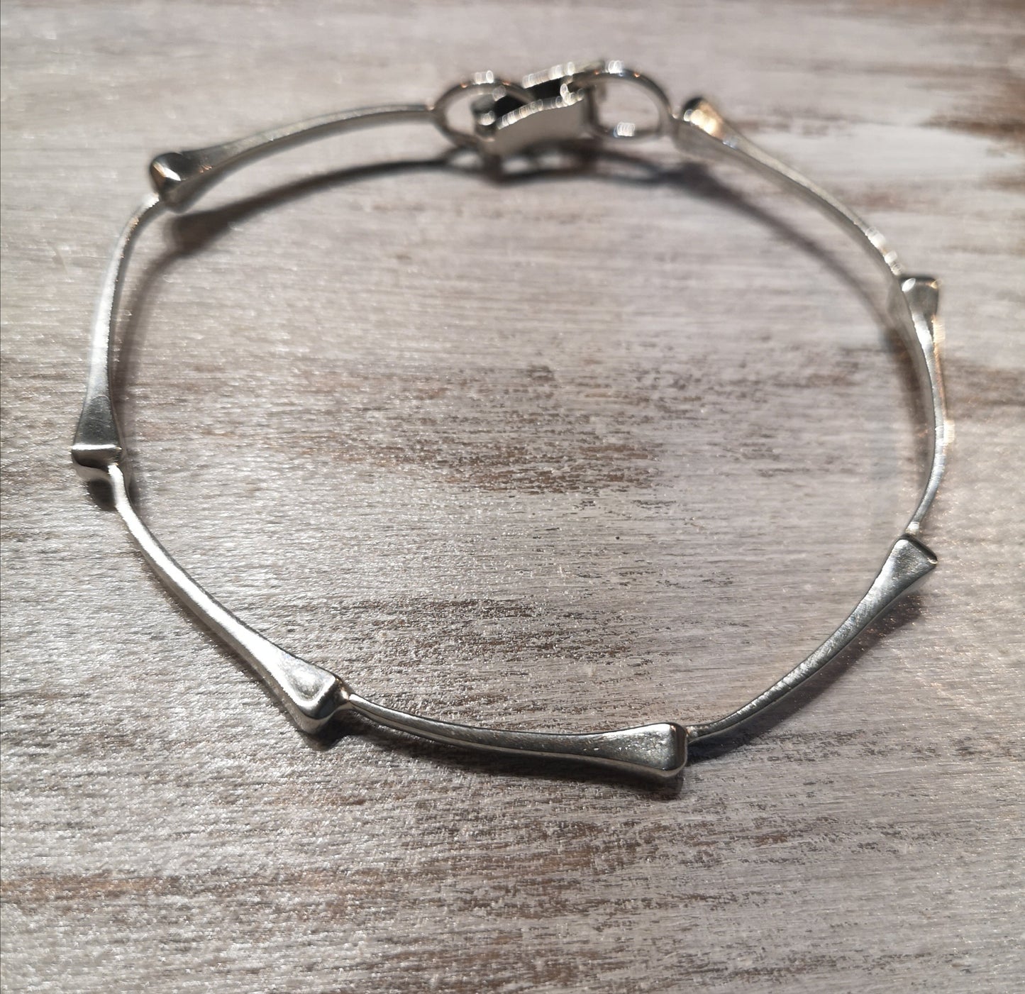Silver Steed All about hoofnails bangle